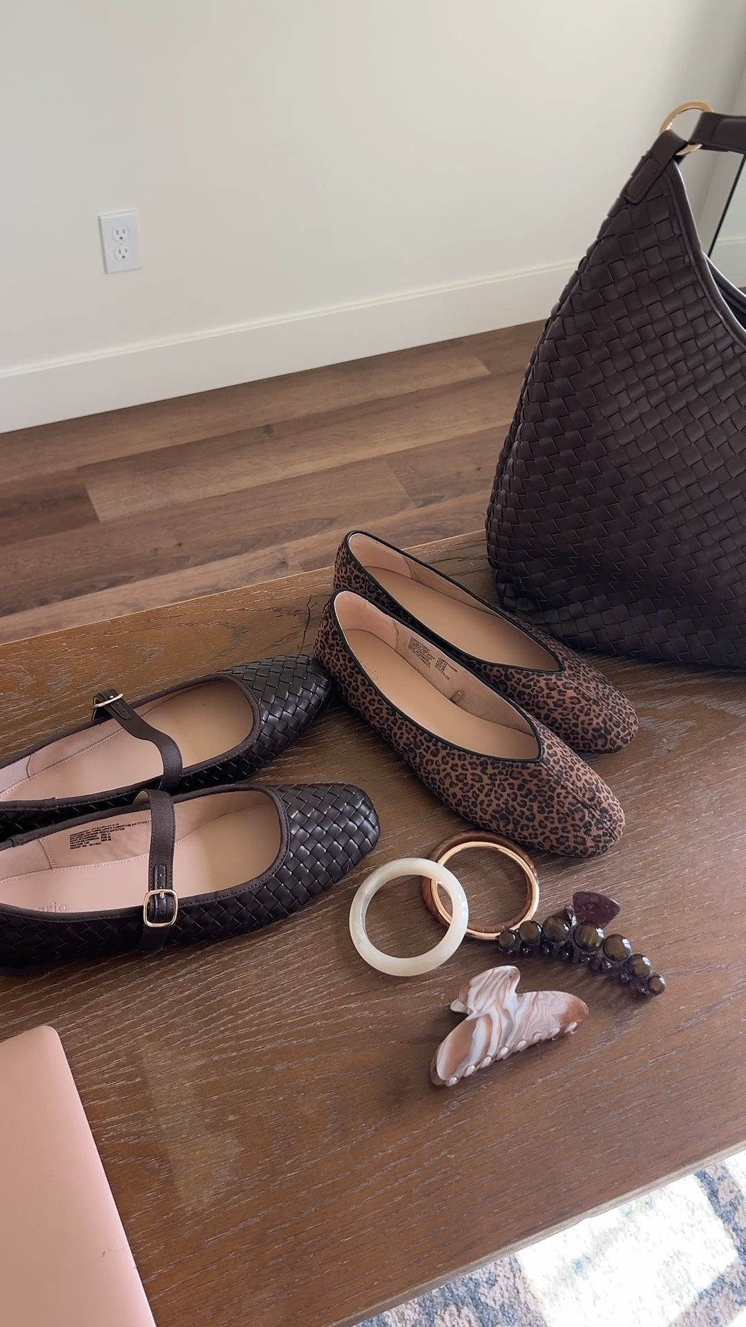 New Walmart finds for fall! 

Fall accessories
Fall shoes
Fall flats
Fall trends 
Fall finds

#LTKootd #LTKmomlife #LTKSeasonal