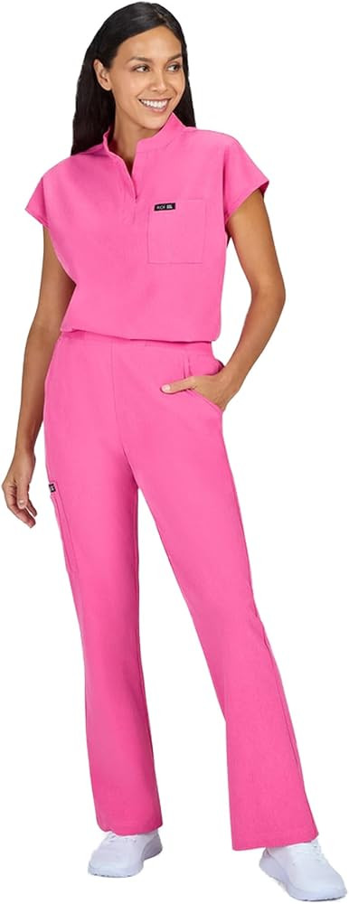 KOI Basics Ari Women's 1-Pocket Stretch Tuck-in Scrub Top | Amazon (US)