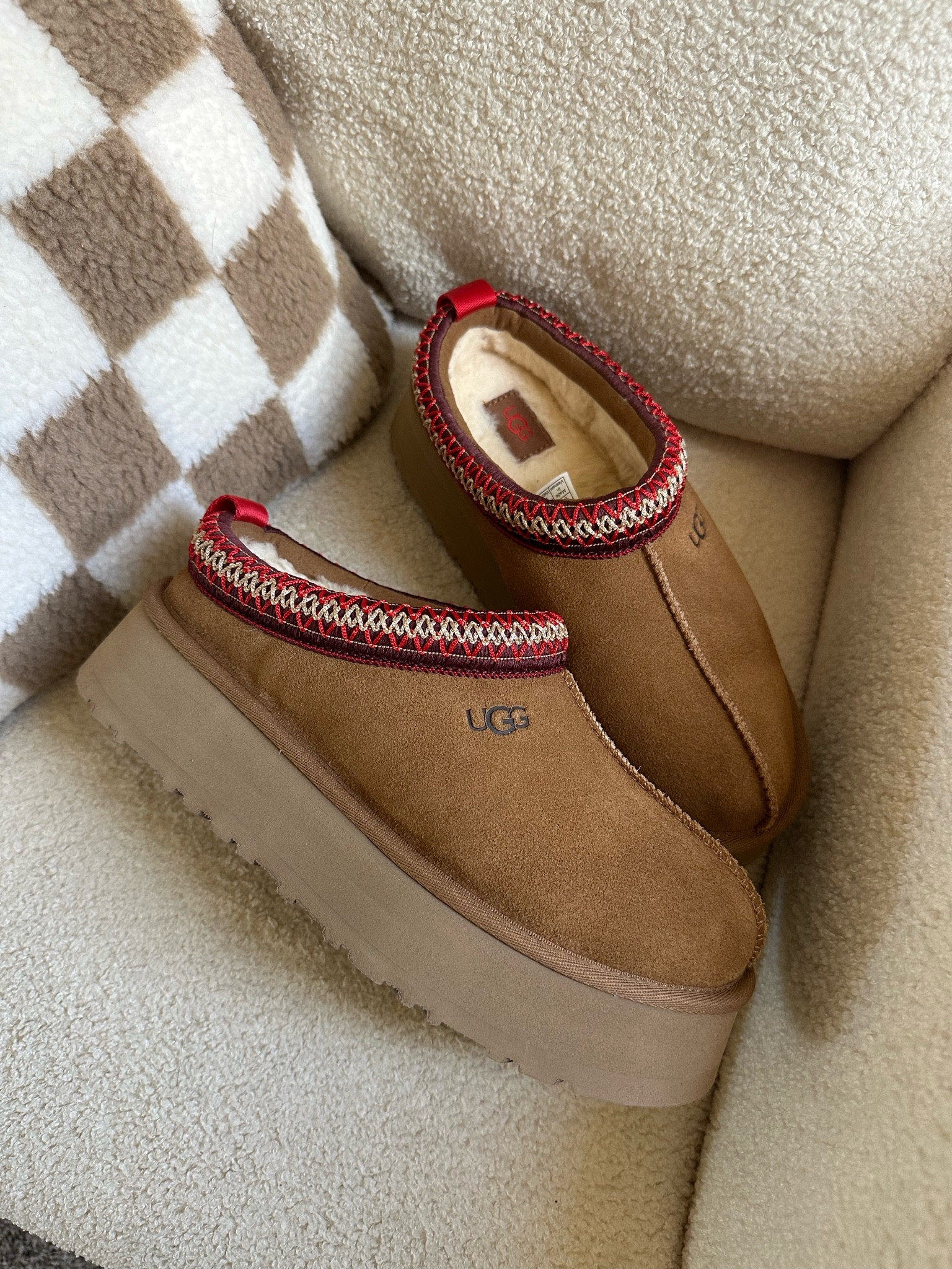 In stock!! These 100% will sell out! #uggs #tazz 

#LTKSeasonal