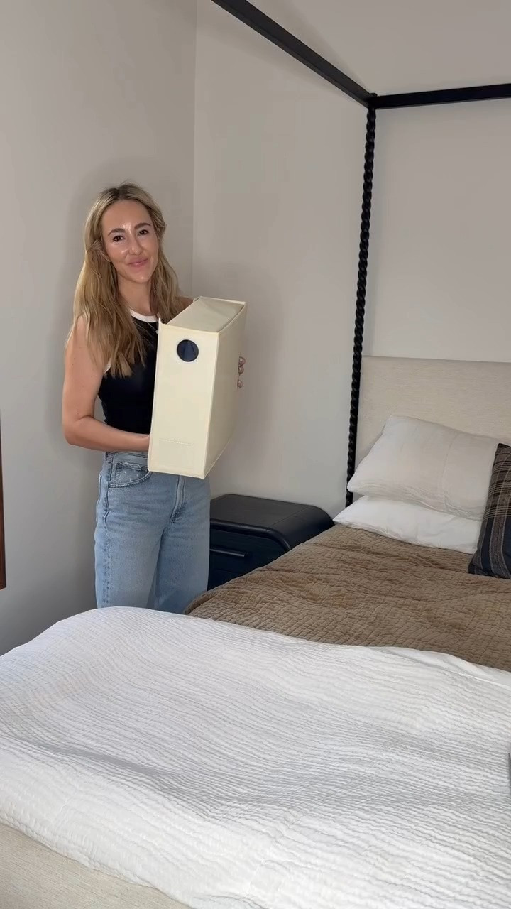 Such a game-changer for keeping our linen closet organized 🤍 These Sbed sheet organizers make it so easy to fold, store, and actually find sheet sets without the mess. Love the clear window and how neat everything looks. 

 #HomeOrganization #LinenCloset #SheetStorage #ClosetOrganization #OrganizingFavorites #HomeEssentials #DeclutteredHome #LTKHome #OrganizationFinds #LTKHome #LTKTall #LTKFindsUnder100