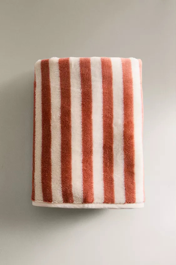 CHILDREN'S STRIPED VELOUR BATH TOWEL | Zara UK