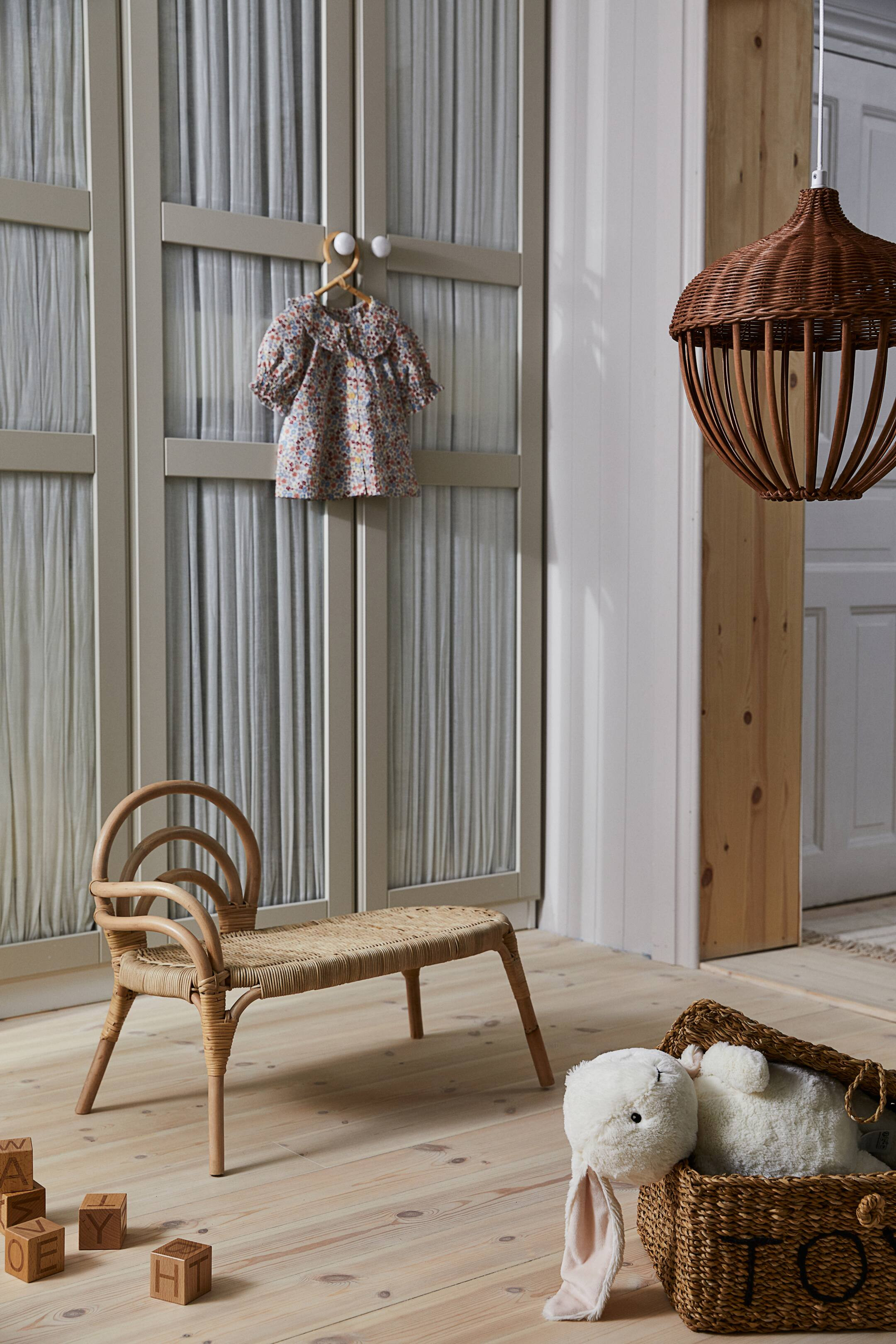 Children's Rattan Chaise | H&M (US + CA)