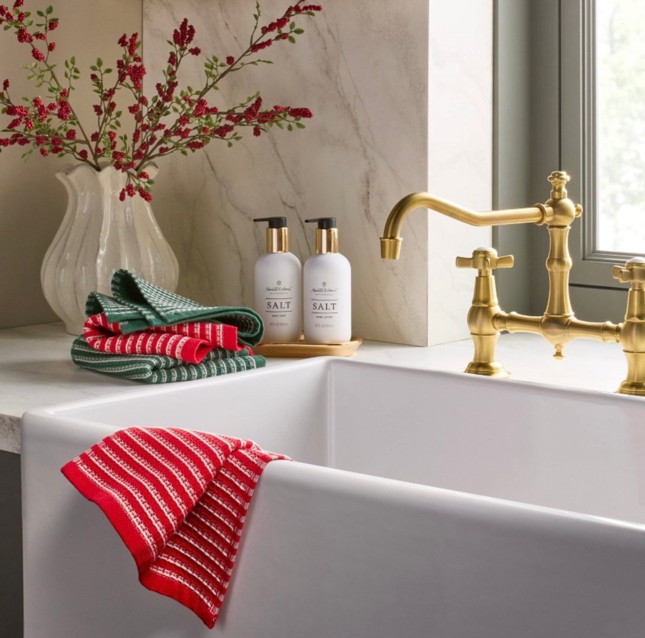 Hearth & Hand Christmas 

#LTKSeasonal #LTKHoliday #LTKGiftGuide