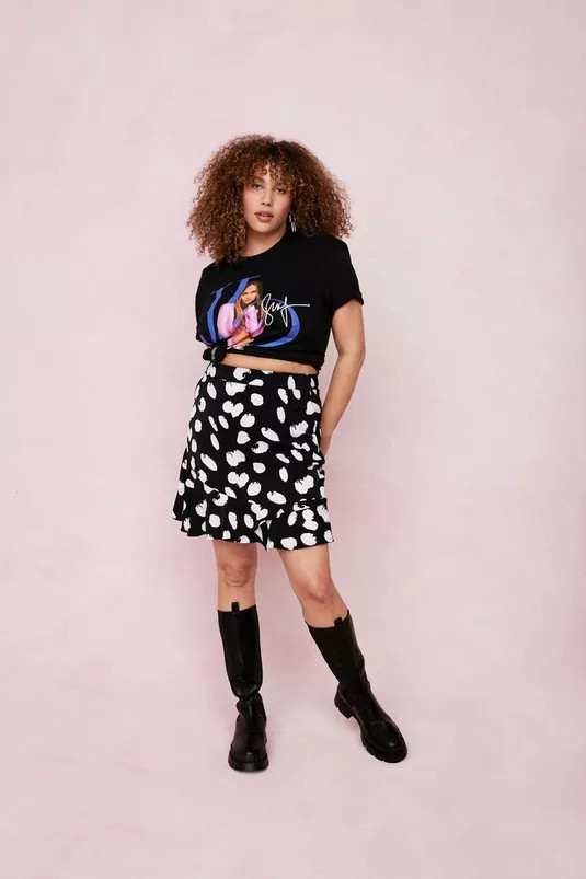 Plus Size Abstract Print Ruffle Mini Skirt | NastyGal (UK, IE)