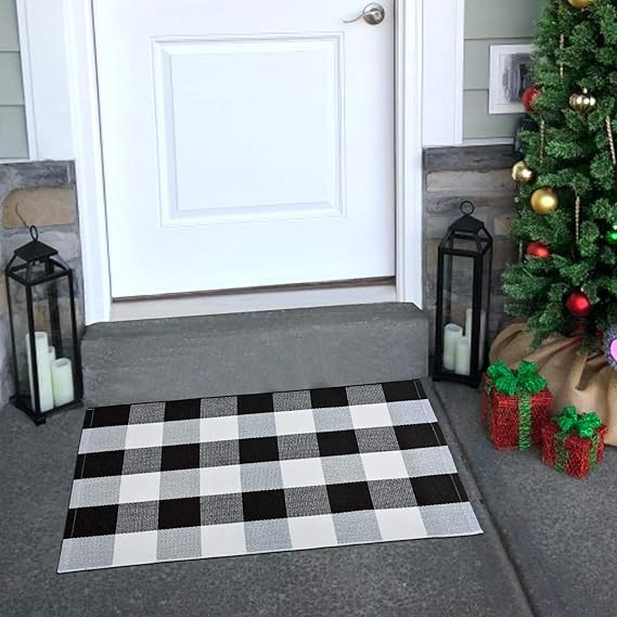 USTIDE Buffalo Check Rug 2x3 Black and White Buffalo Plaid Doormat Washable Woven Rug for Welcome... | Amazon (US)