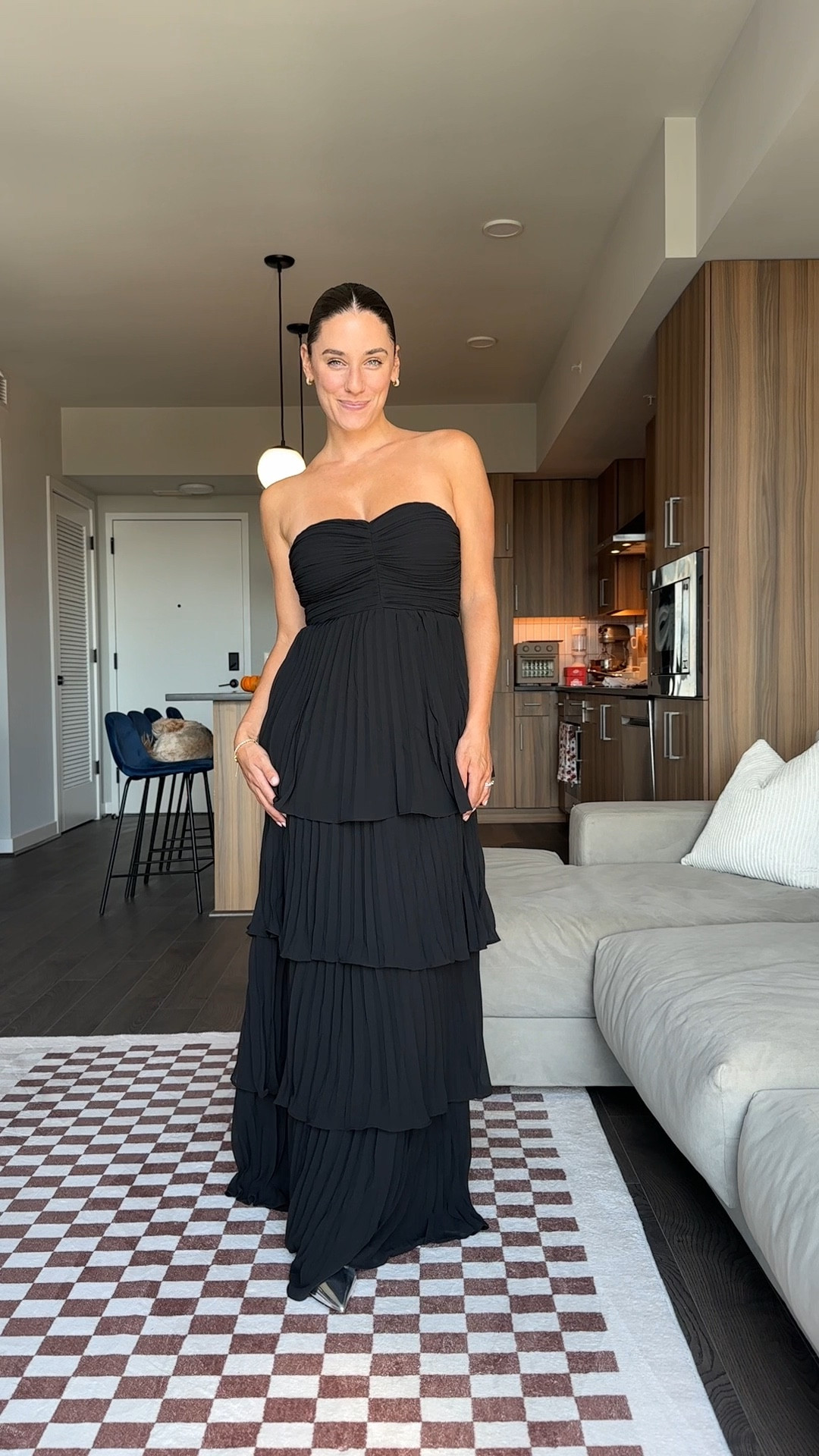 black winter wedding guest dress idea 🖤

#LTKHoliday #LTKWedding #LTKFindsUnder100