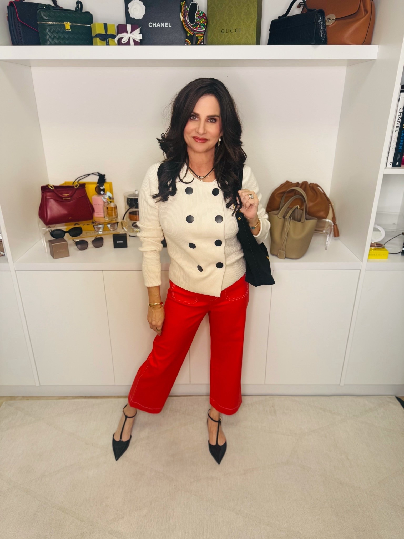 A cute outfit inspo - for a lunch date with your friends. The upcoming holiday. Both pieces have so much versatility. Top is a sm , pants are a 00p #outfitinspo #styleinspo #lunchdatelook #everydaystyle 

#LTKSaleAlert #LTKOver40 #LTKPetite