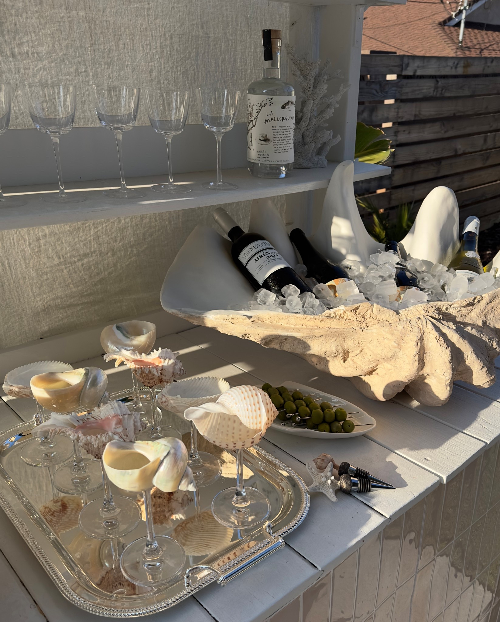 Seashell glasses & wine bucket 🐚 #hosting 

#LTKHome #LTKParties