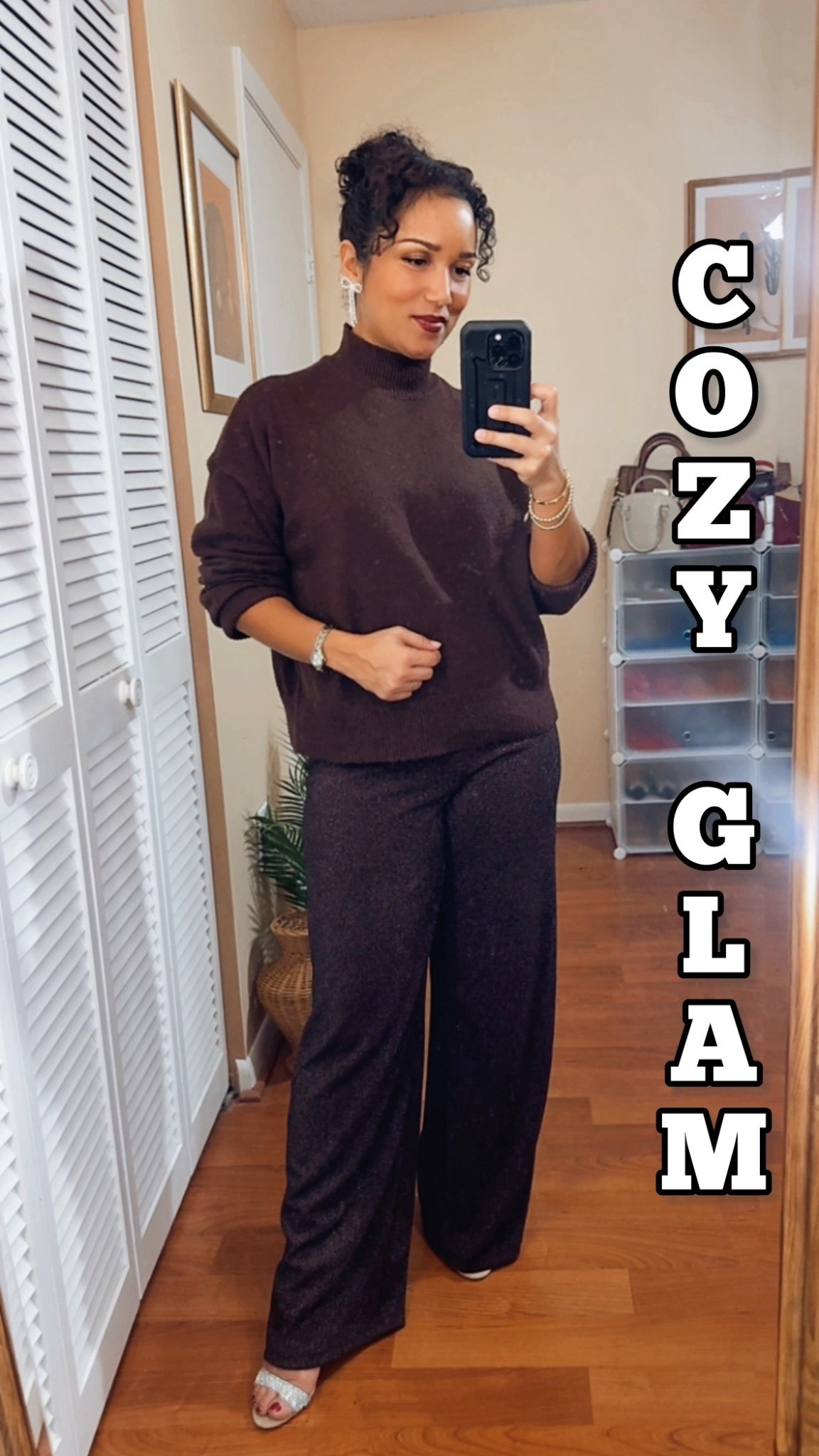Sparkle on the bottom, cozy on top! 🤎 Shimmery pants + a soft sweater = my go-to holiday outfit formula! Festive, comfy, and effortlessly chic. ✨

Holiday outfits, Christmas outfits, monochromatic outfits, brown outfit, shimmering pants, sequin pants, knit sweaters, embellished pants

#LTKootd #LTKHoliday #LTKgrwm