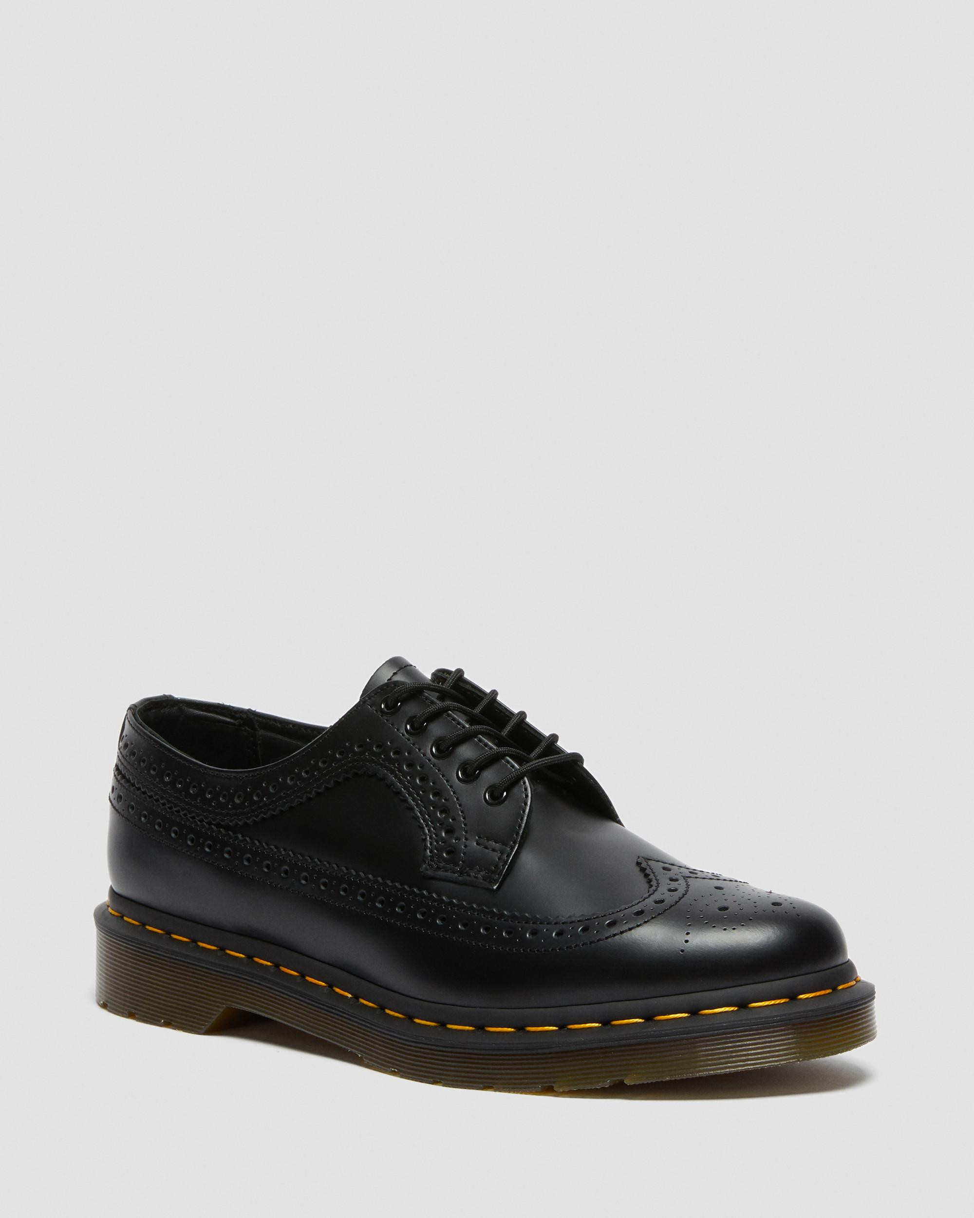 3989 Yellow Stitch Smooth Leather Brogue Shoes | Dr. Martens