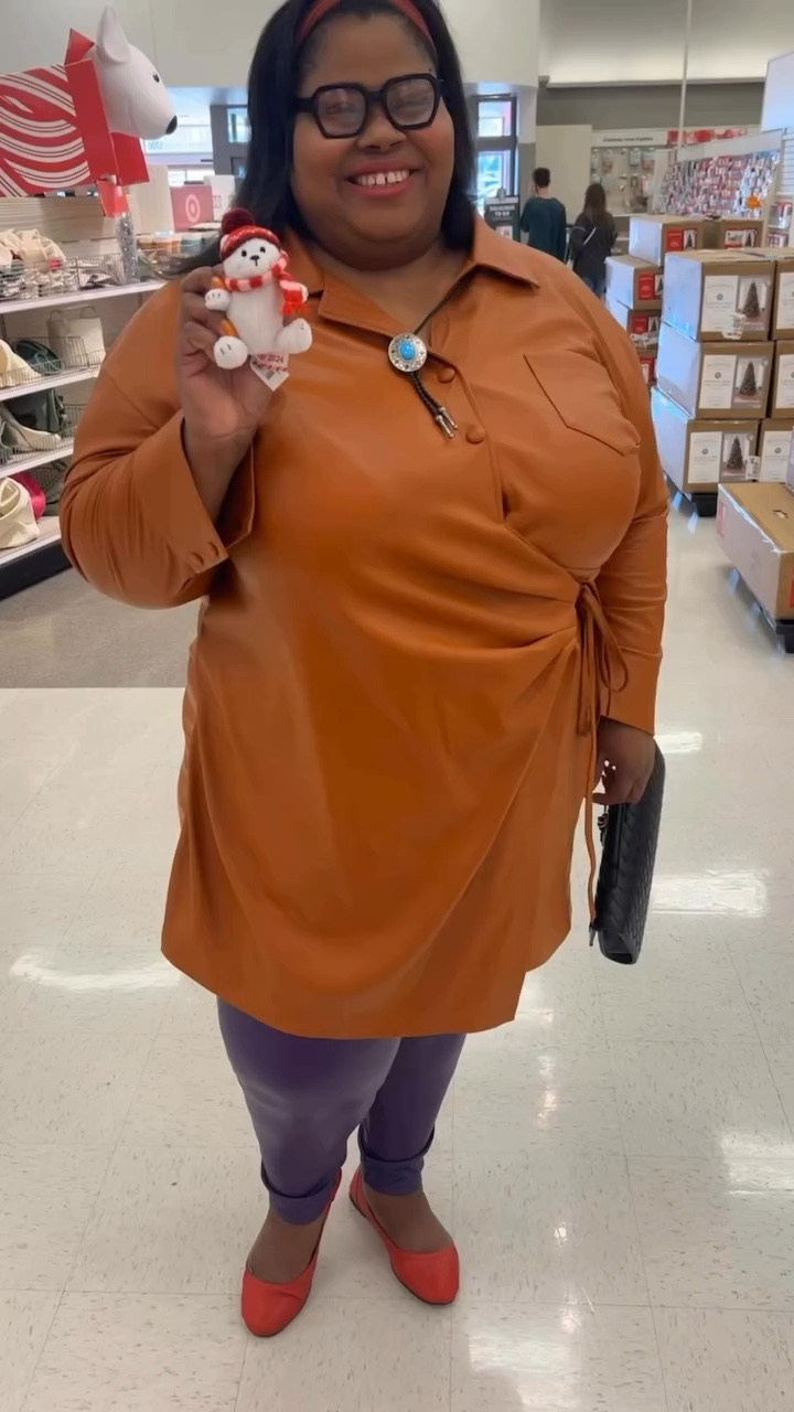 🎄✨ Kick off your holiday shopping season with @target and collect the limited-edition bears along the way! ✨🎁

While you’re snagging this season’s HOTTEST toys, stop by select stores to check out the fun wishlist kiosk to score these adorable bears 🧸.

📅 Mark your calendars!
🧸 November 29
🧸 December 7
🧸 December 21

This festive event series is all about spreading joy and creating magical moments to remember. 🎅🎁 Don’t miss it!

💡 Exclusive insight from me, your Target Creator: The bears are a must-have collector’s item—perfect for gift-giving or keeping as a fun memory of your holiday adventures.

#TargetCreator #HolidayShopping #TargetFinds #holidaygiveaway  #dfwcreator #dallasinfluencer 🎄🎁