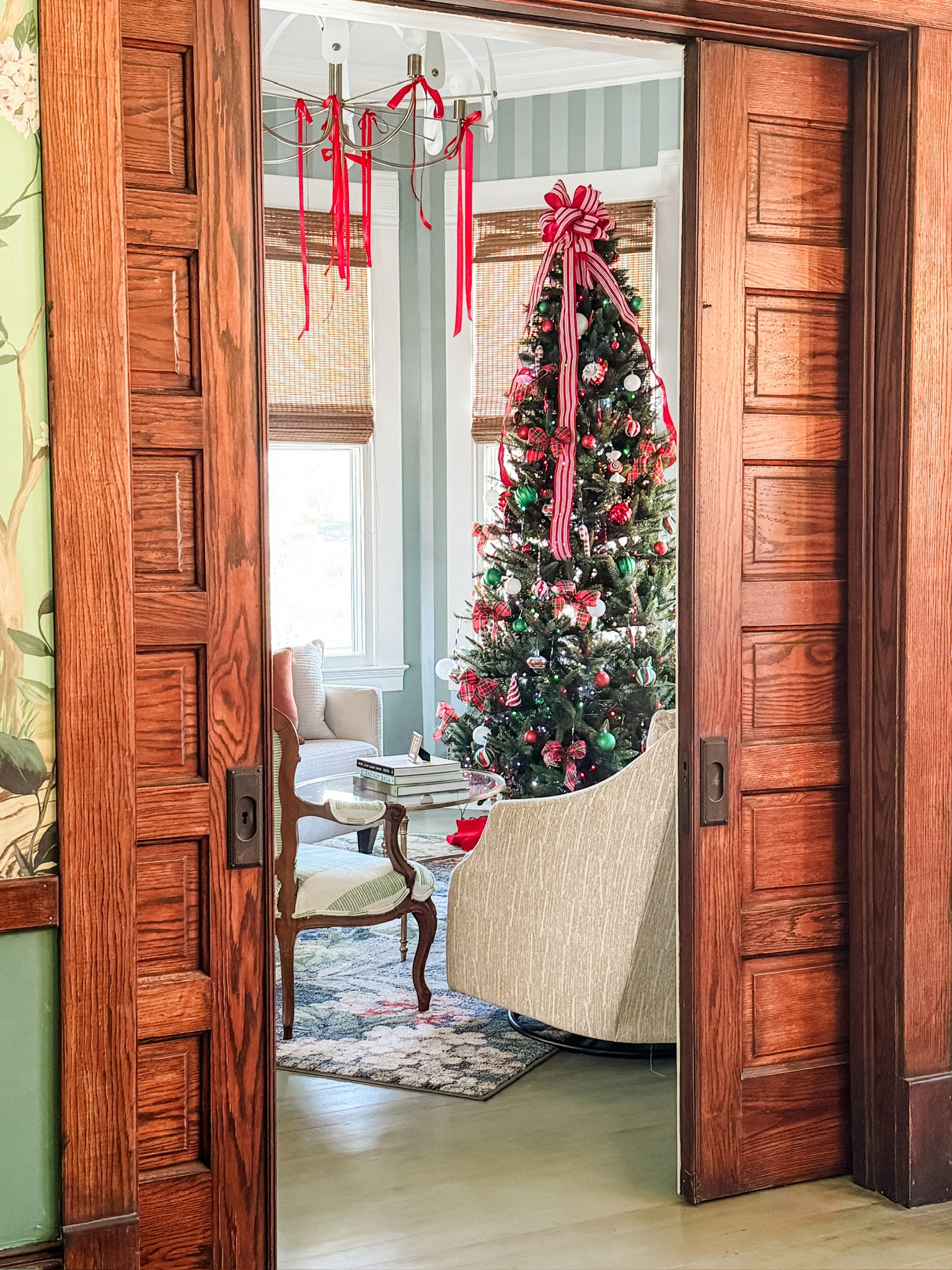 Counting down the days till Christmas!!

christmas home decor, christmas home styling, holiday home decor, christmas tree, christmas ornaments

#LTKHome #LTKStyleTip #LTKHoliday