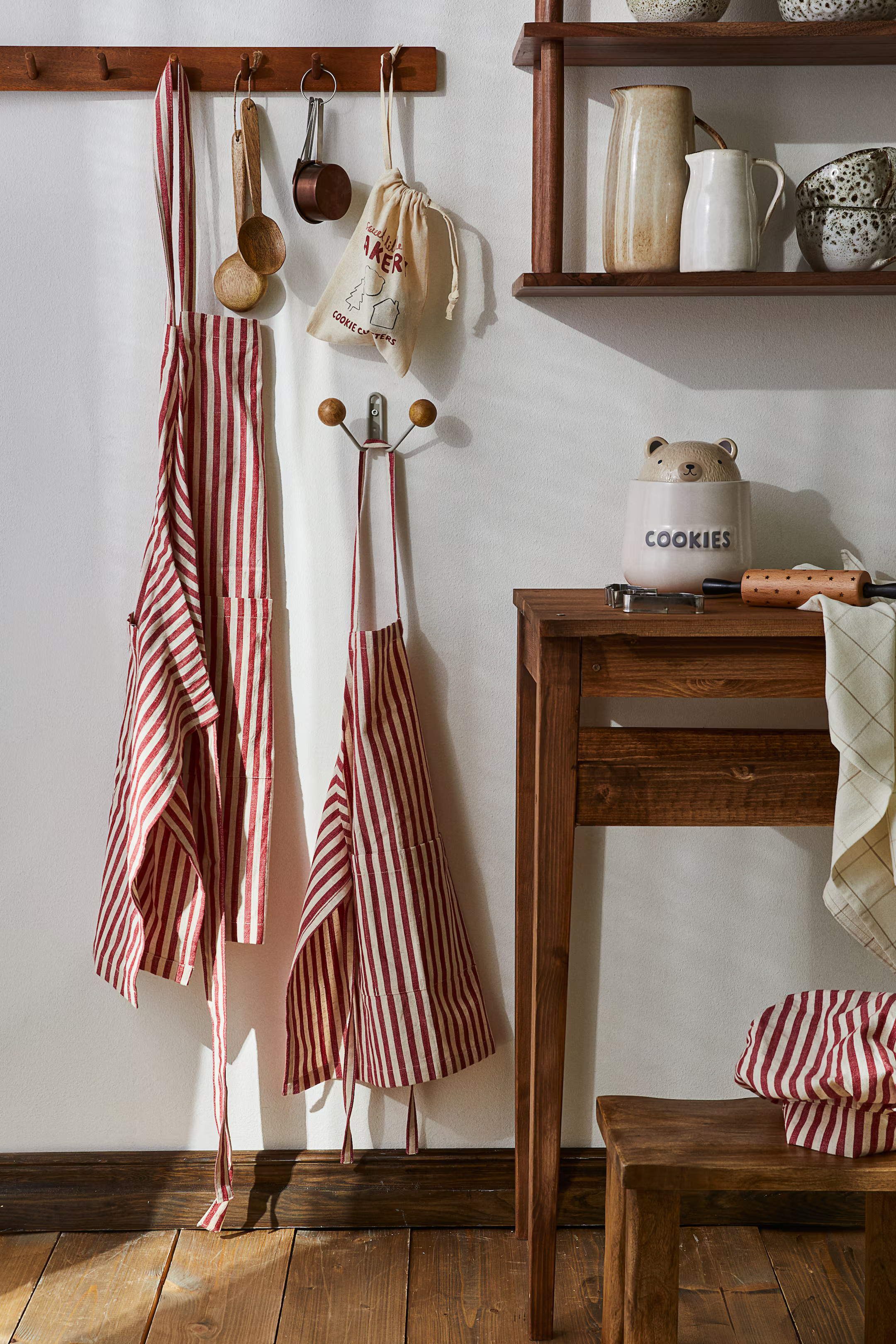 Children’s Apron and Chef’s Hat - Red/white striped - Home All | H&M US | H&M (US + CA)
