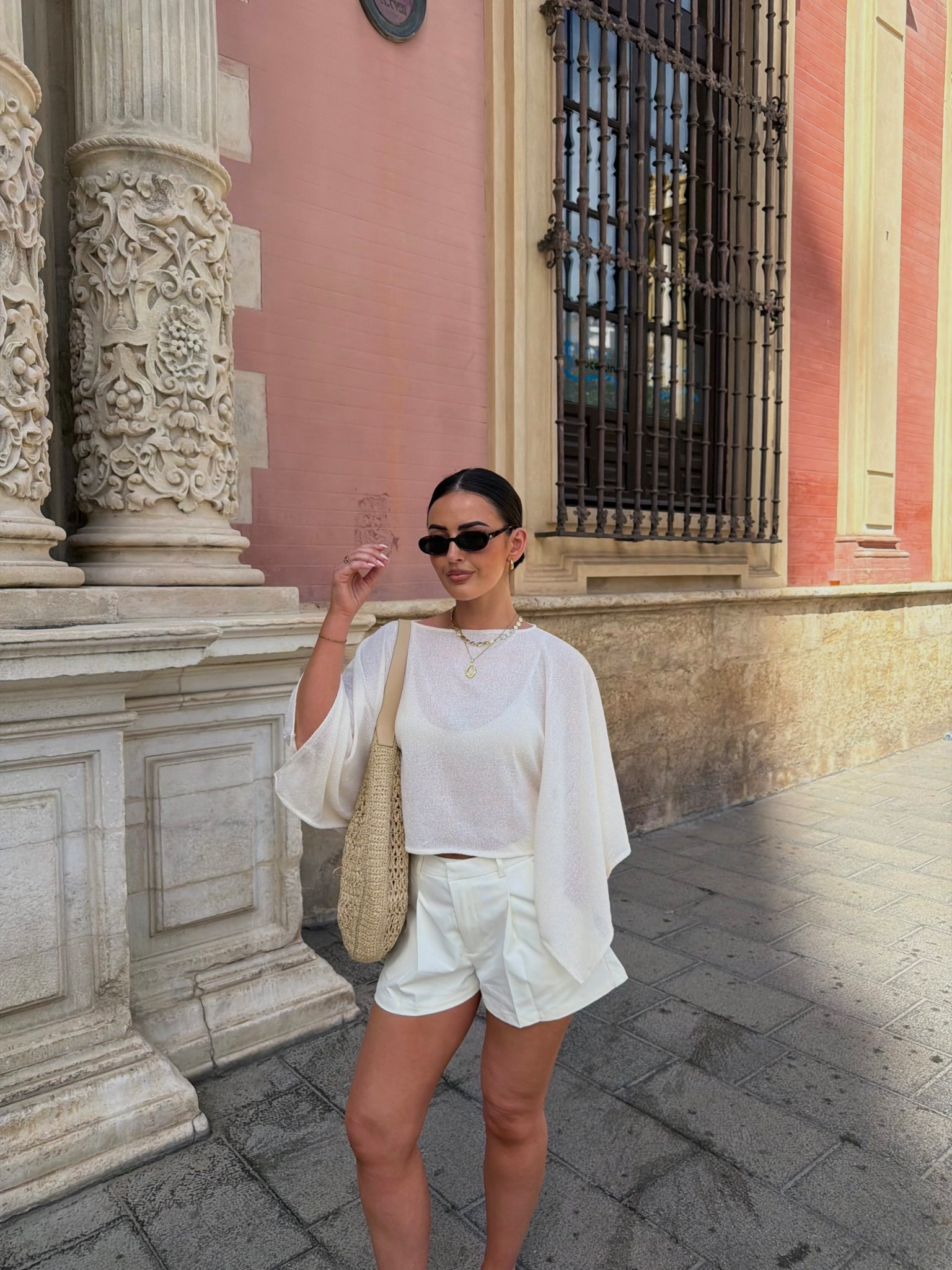 Seville OOTD 🤍 I wear a size M in the top & 10 the shorts x

City break outfits, city break packing, Seville outfits, Spain outfits, holiday outfits, summer outfits, summer city break outfits, white shorts, beach bag, raffia bag, leather sandals

#LTKsummer #LTKuk #LTKdatenight
