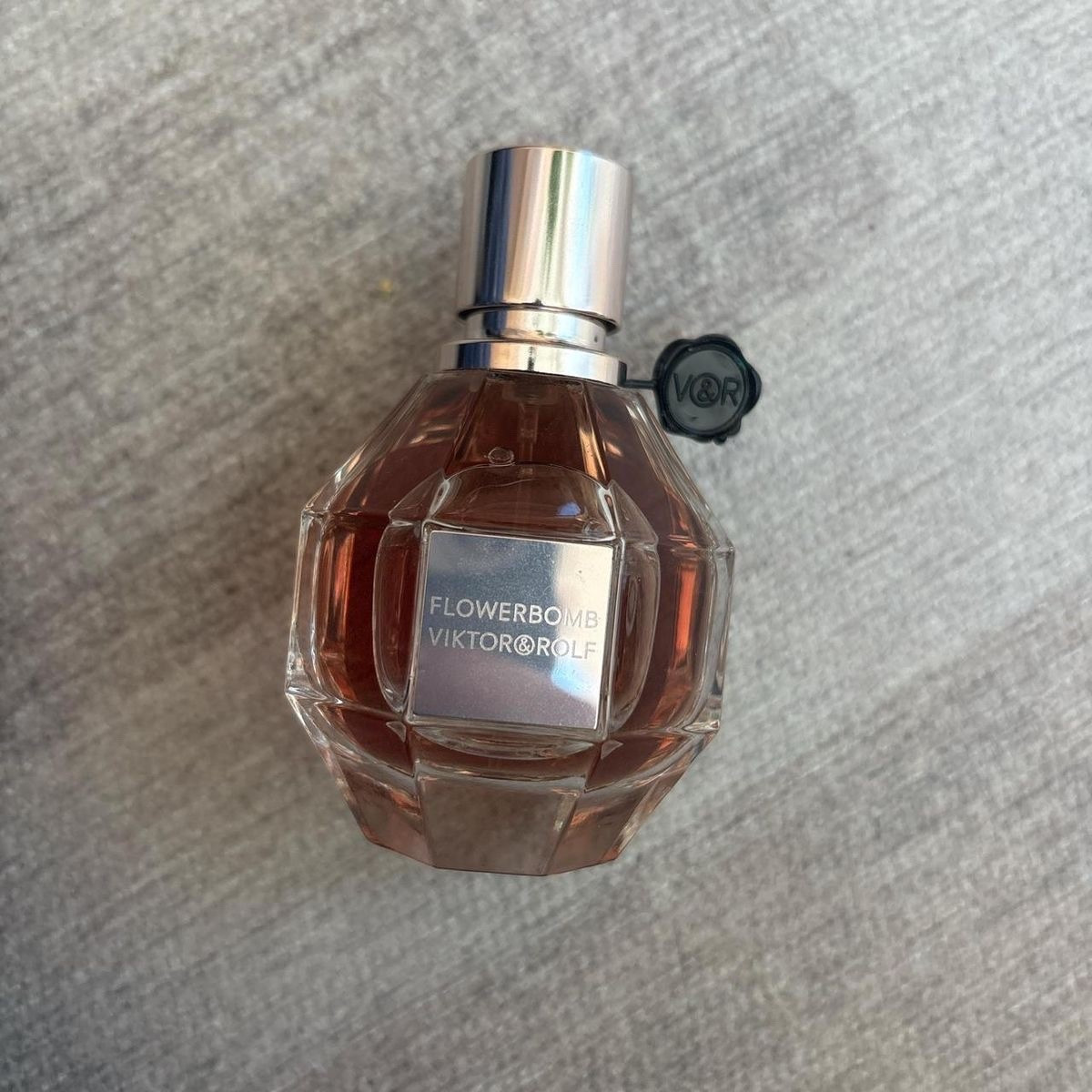 SOTD 🌸

A bold bouquet of jasmine and orange blossom with warm patchouli. Feminine, confident, unforgettable.

#LTKselfcare #LTKBeauty #LTKValentine
