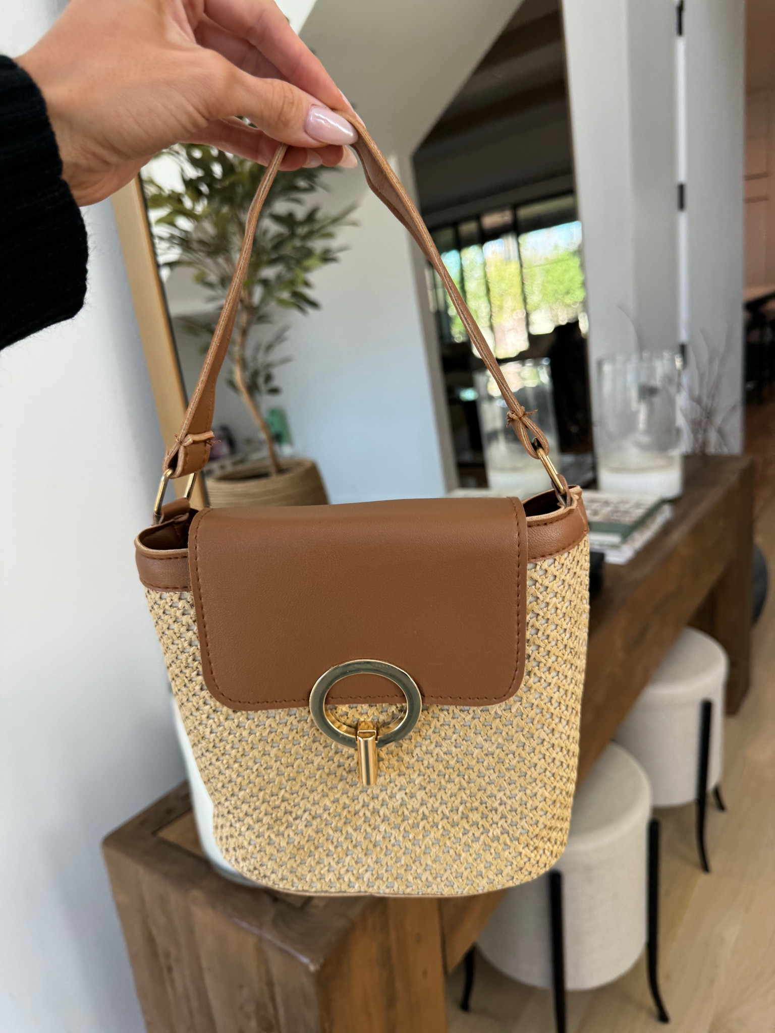 Walmart straw hangbag @walmart #walmartpartner 

#LTKitbag #LTKfindsunder100 #LTKfindsunder50