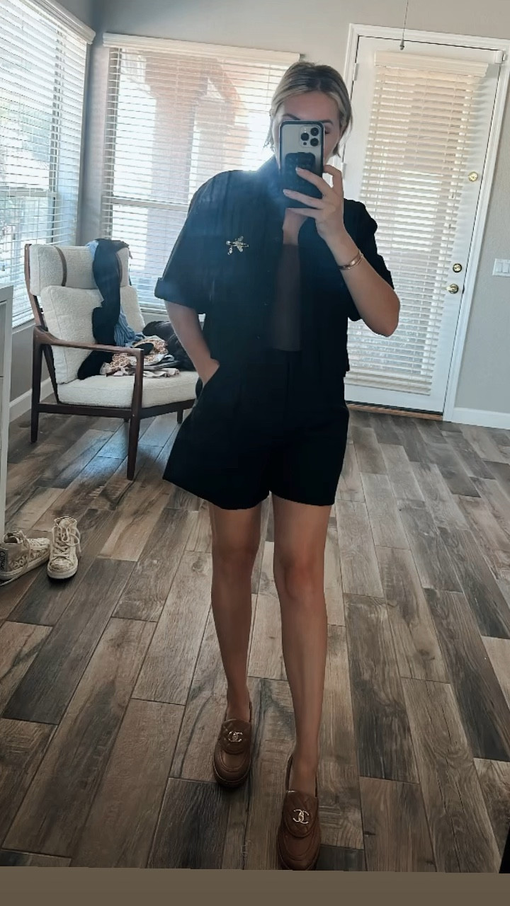 Easiest put together outfit 

#LTKFindsUnder50 #LTKTravel #LTKWorkwear