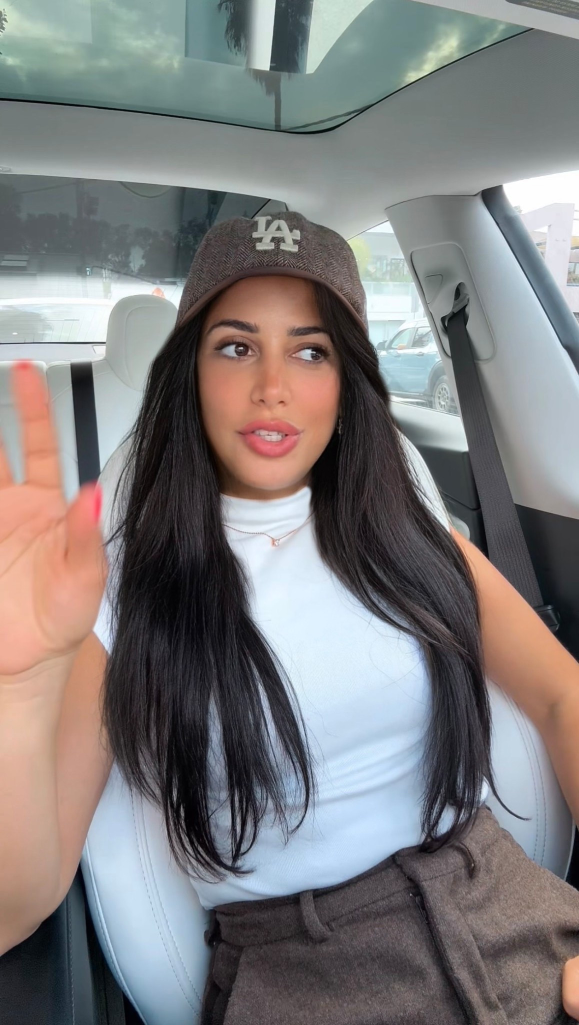 The comfiest and chic outfit ever, my pairing brown dodgers wool hat that is sold out with a white high neck top and chocolate brown wool pants for fall/winterr

#LTKwinter #LTKautumn #LTKstyletip