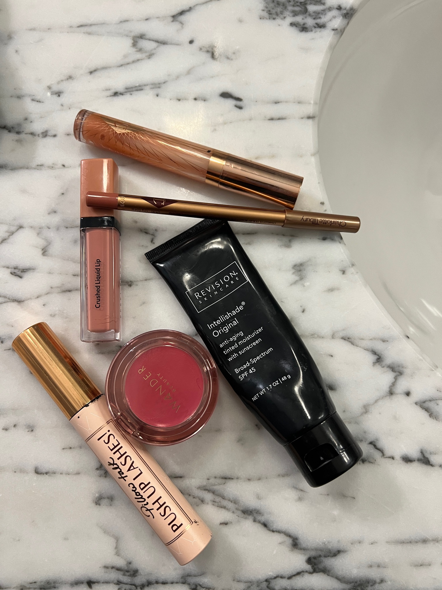 My go to makeup! Minimal and light 

#LTKbeauty #LTKfindsunder100 #LTKfindsunder50