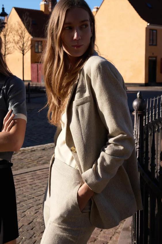 STRAIGHT BLAZER WITH PADDED SHOULDERS | Zara UK