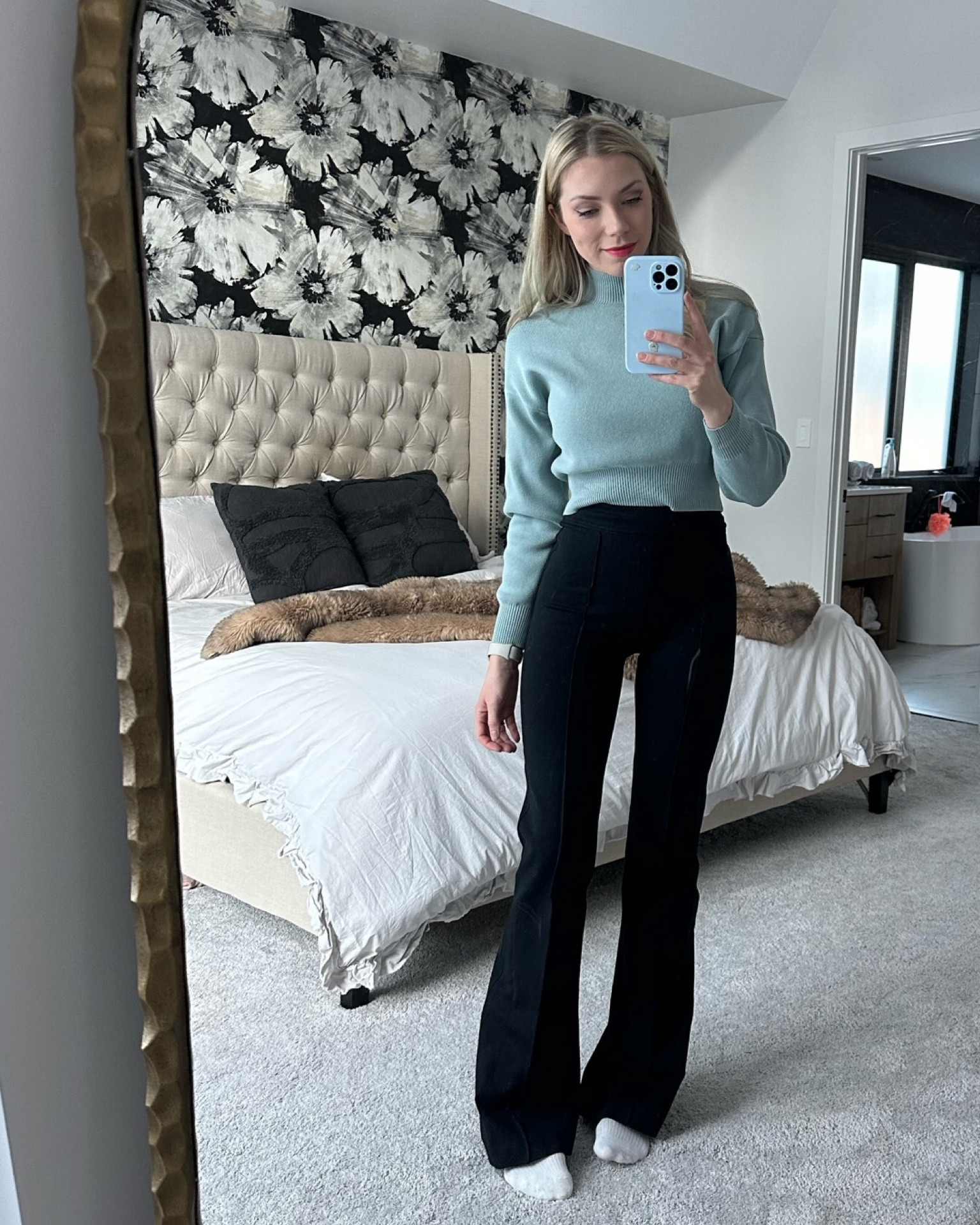 Weekend ready ☀️ 

These spanx pants are so comfy and fit true to size. I love the flare bottom coming back too!!

Ltk spanx 
Ltk Style 
Ootd 
Spring Outfit 

#LTKsalealert #LTKSeasonal #LTKstyletip
