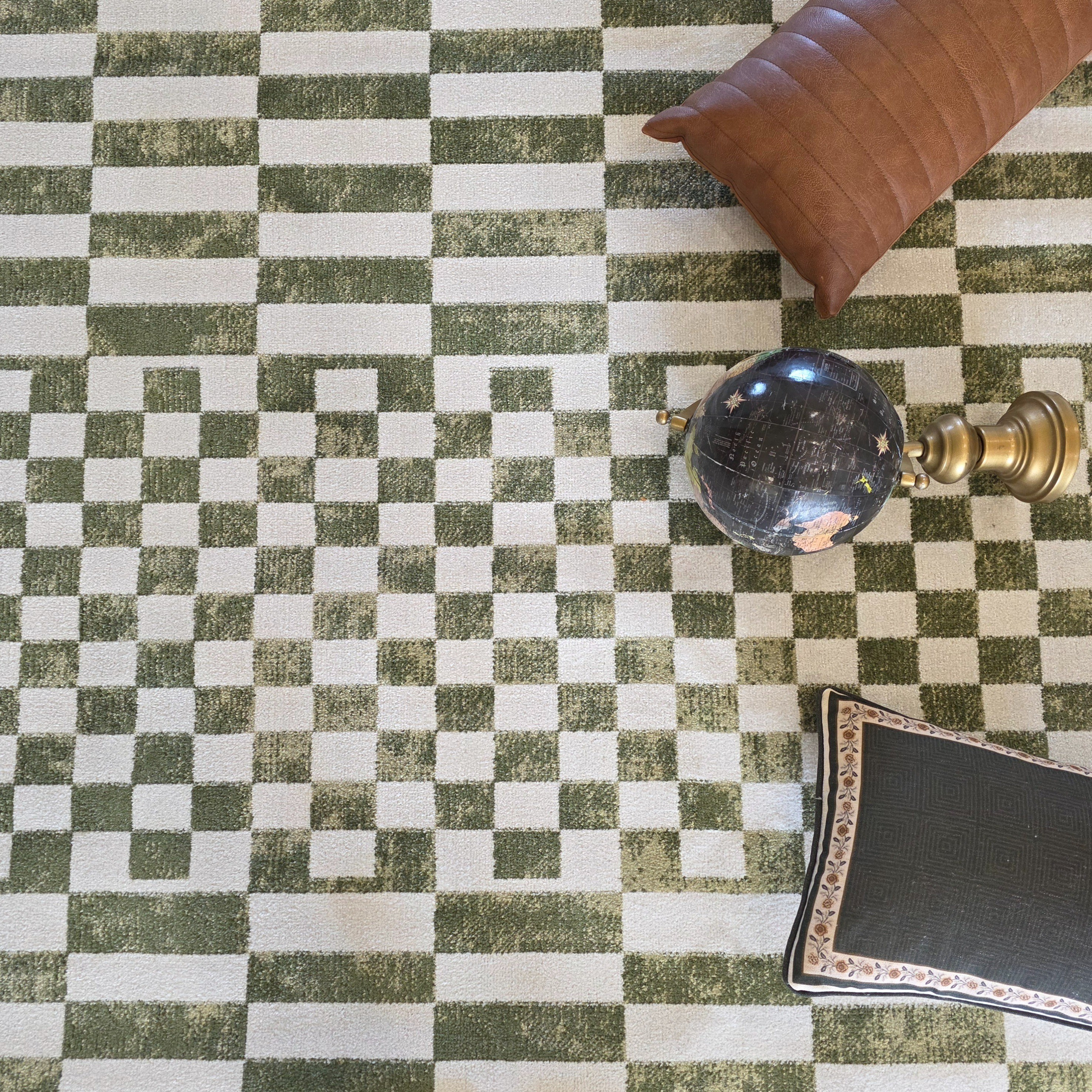 This Green and white pattern rug is prefect for my 14 year old room. It says washable but is not one of those thin washable rugs, it has a nice thick backing like a normal rug. #teenboy #boyrug

#LTKHome