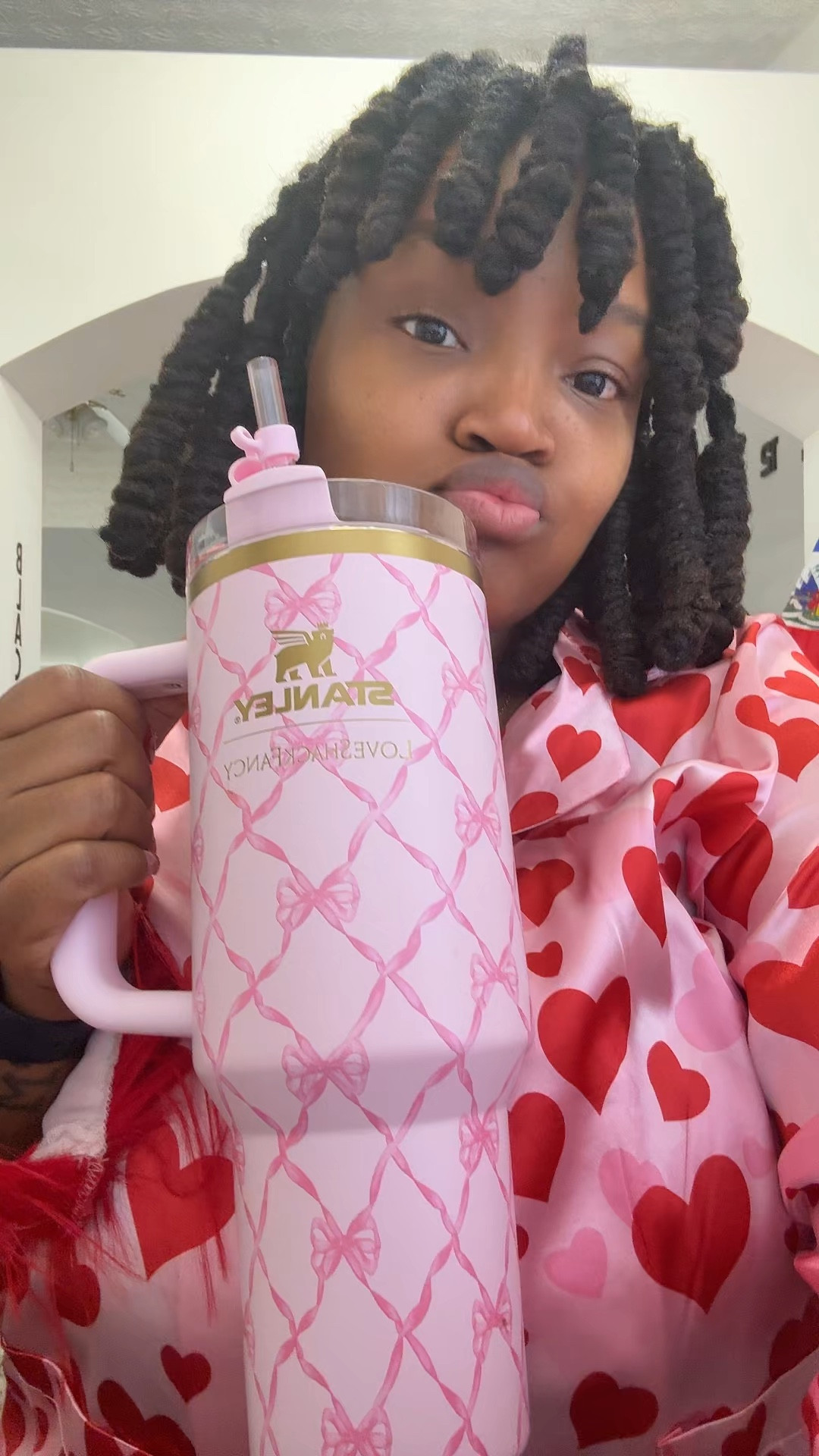 I’m not even being dramatic… I am OBSESSED with my Stanley x Love Shack Fancy cups 🤍✨

They are cute, feminine, and they literally make me want to drink more water. When your cup is that pretty, you actually carry it everywhere.

Hydration has been so much easier because it stays cold all day and I can track how much I’m drinking. Cute + functional is always a win.

I linked my favorite Stanley x Love Shack Fancy cups so you can upgrade your hydration too.

#StanleyCup #LoveShackFancy #HydrationGoals #WaterIntake #GirlyEssentials #LuxuryLifestyle #ShoppingWithPriiincesss #LTKFinds


#LTKdayinmylife #LTKselfcare #LTKHome