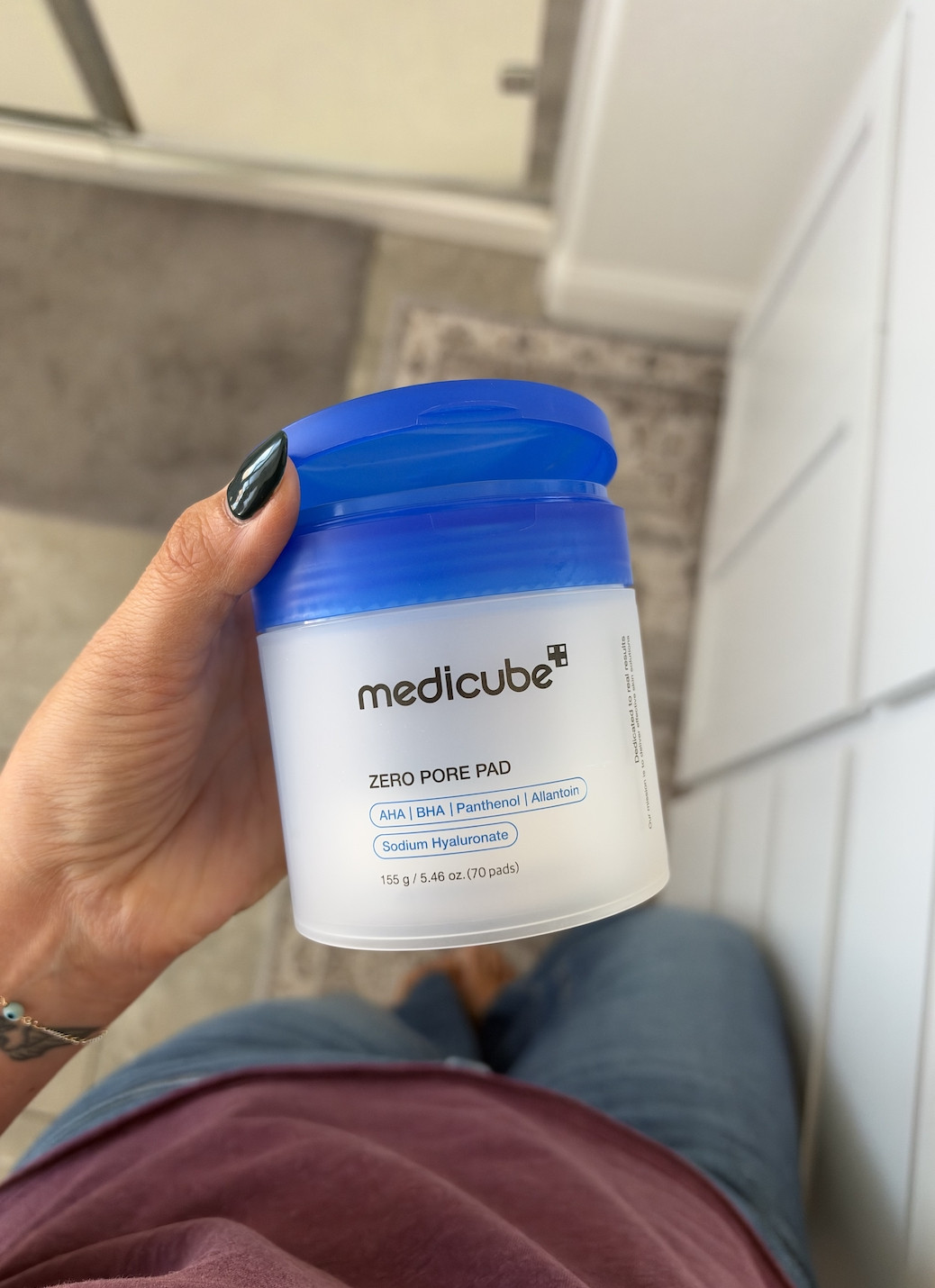 I swear by these pore pads! 

Amazon finds, Amazon skincare, skincare must haves, Asian skincare ￼