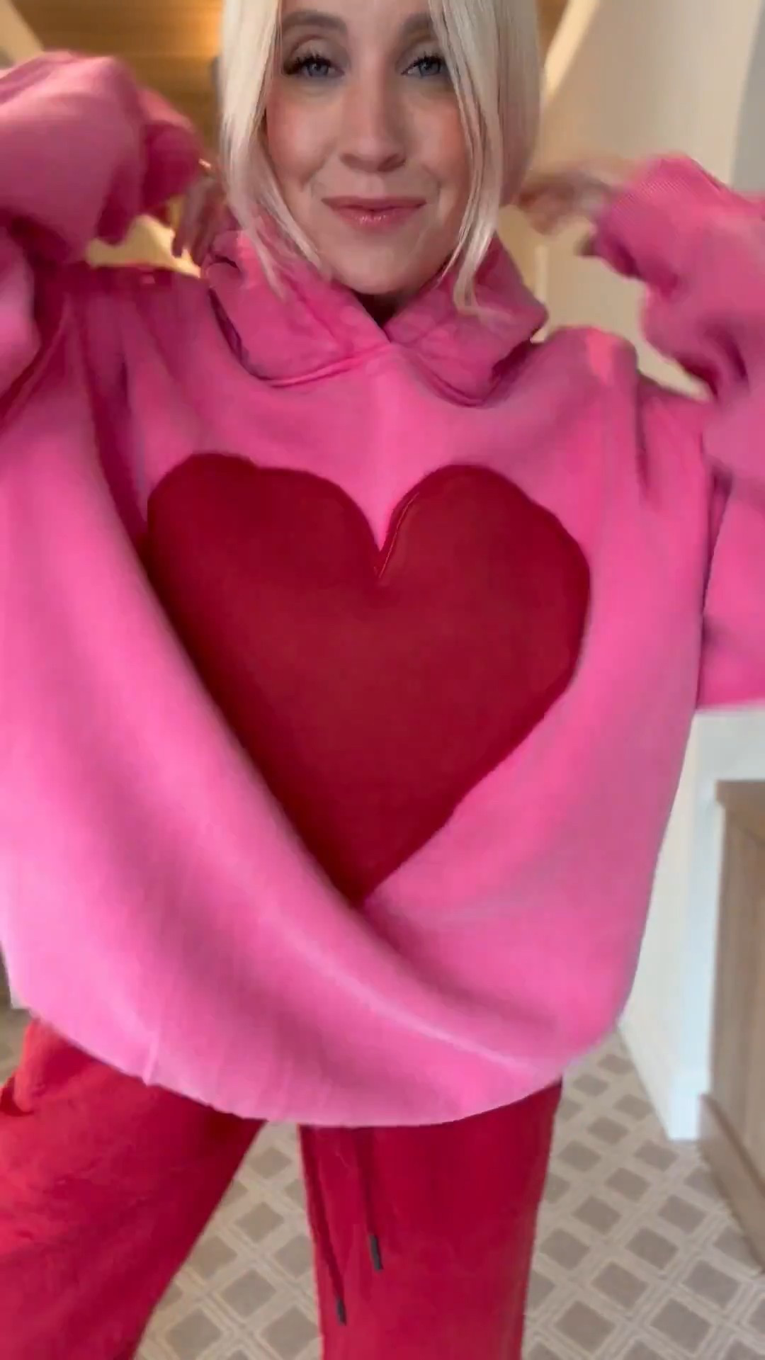 Here is the pink sweatshirt!

#LTKFindsUnder100 #LTKootd #LTKFindsUnder50