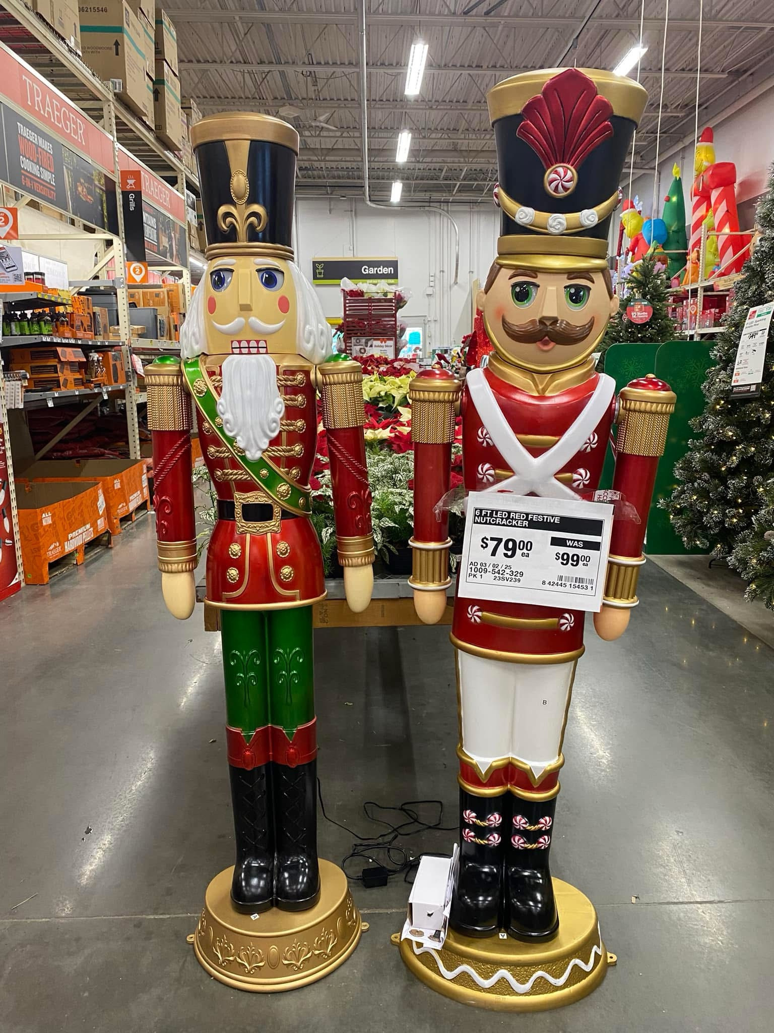 Obsessed with these 6ft nutcrackers and they’re on sale now! 

#LTKSeasonal #LTKSaleAlert #LTKHoliday