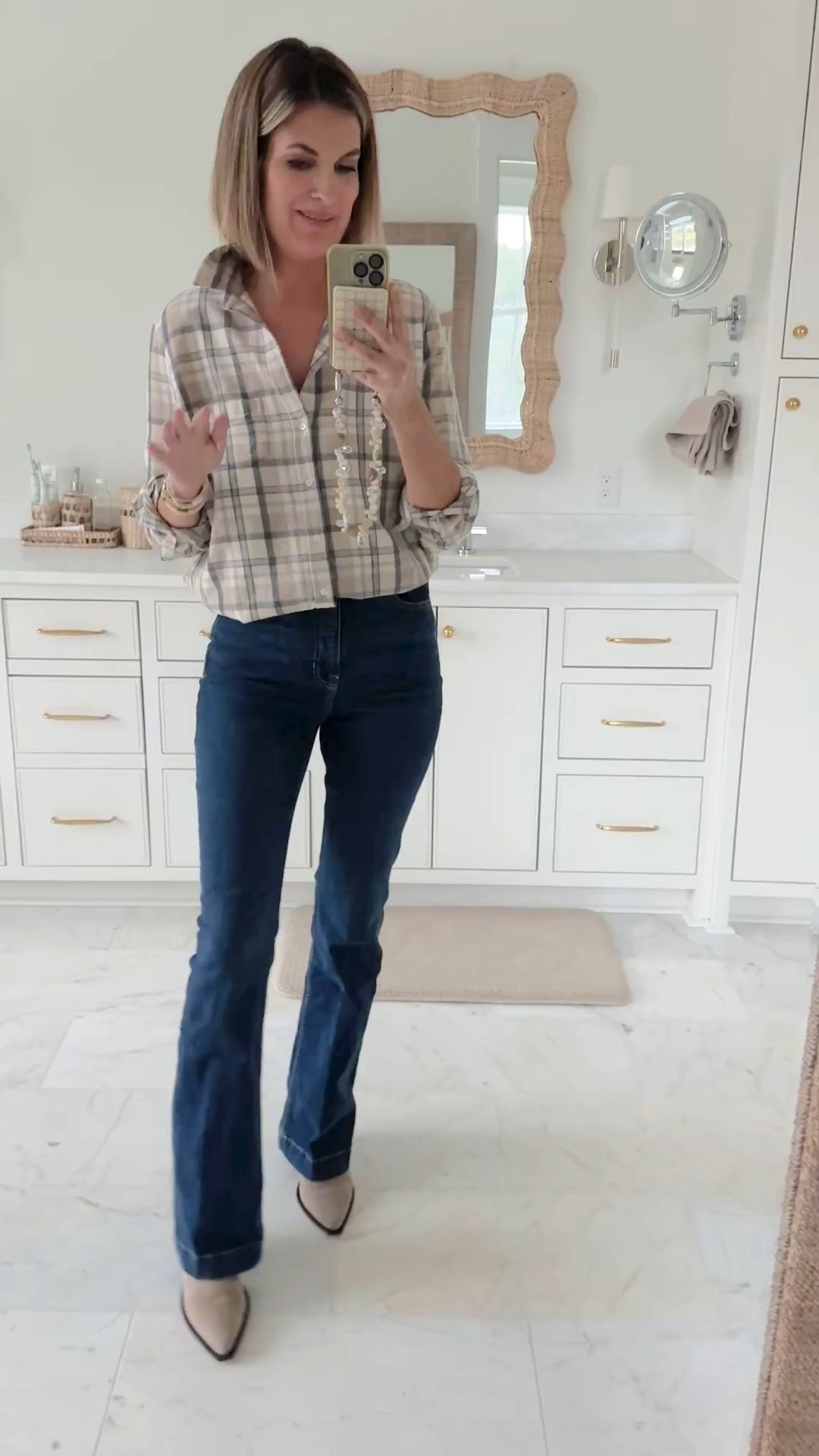 Size up one in the jeans.  Wearing 6 tall. I am 5’11”.  Small flannel shirt.  Use code RACHELXSPANX for a new customer discount on the jeans  

#LTKTall #LTKootd #LTKgrwm