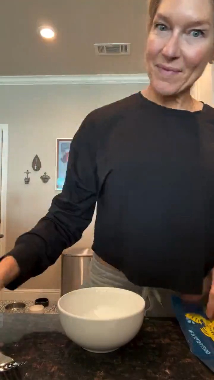 I see this trend with women who are trying to get it back together. 

They choose variety in their workouts, training modalities, menus and effort. 

One thing to consider is repetition. Practice makes progress. Sometimes boredom, monotony can create a new rhythm of consistency. 

I hope this encourages you to stop trying so hard to make it work. Lean into routines and habits that work for you! 

Soon, you’ll have some more bandwidth because your decision fatigue will be tamed. 

This is a short term strategy to help you establish little victories. ❤️

-Smoked salmon 
-Rice
-Nori 
-Avocado 
-Sriracha 

MWF Lunch or dinner. 👏👏👏

#LTKActive #LTKfoodie #LTKfitnessgoals