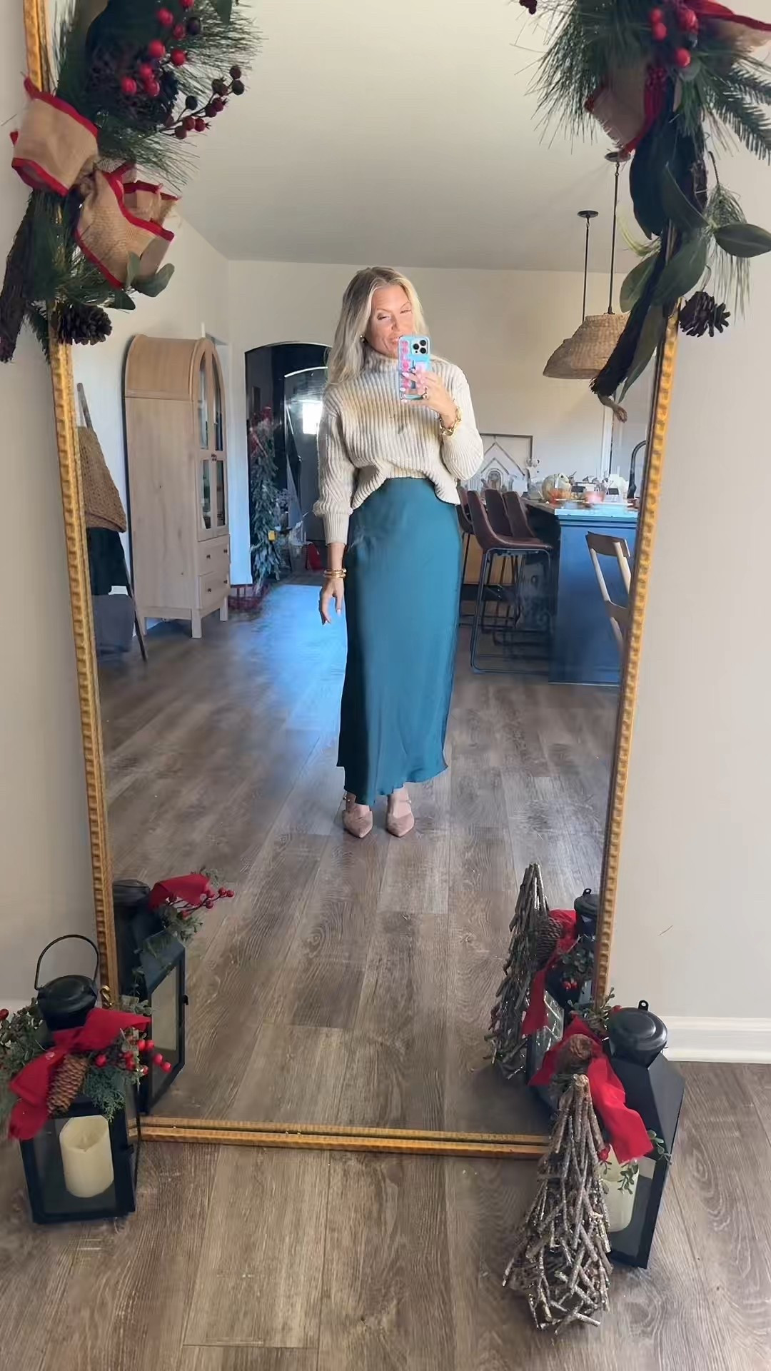 Holiday season 

#LTKGiftGuide #LTKHoliday #LTKgrwm