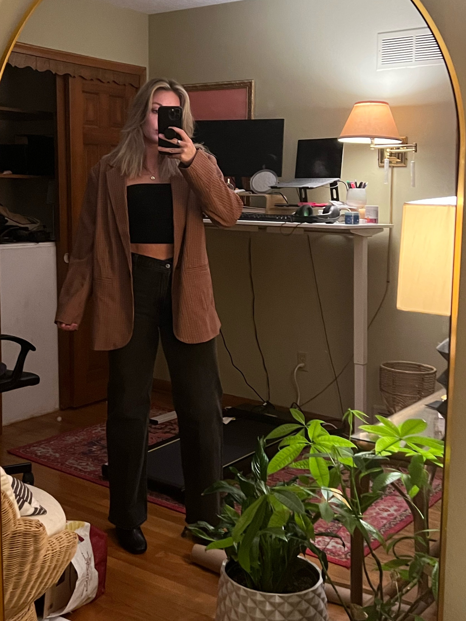 


Jeans, boots, winter outfit, midsize, size 10, curvy fashion

#LTKstyletip #LTKmidsize