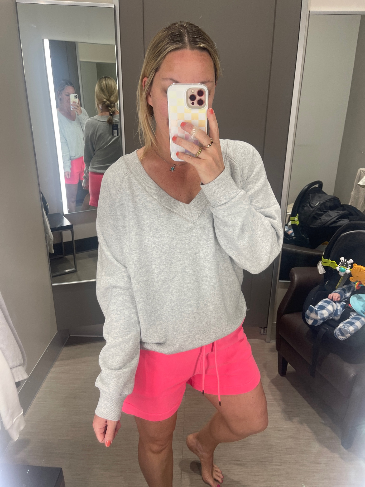 Great sweatsuit for spring break! #sweatsuit #target 

#LTKSeasonal #LTKfindsunder100 #LTKstyletip