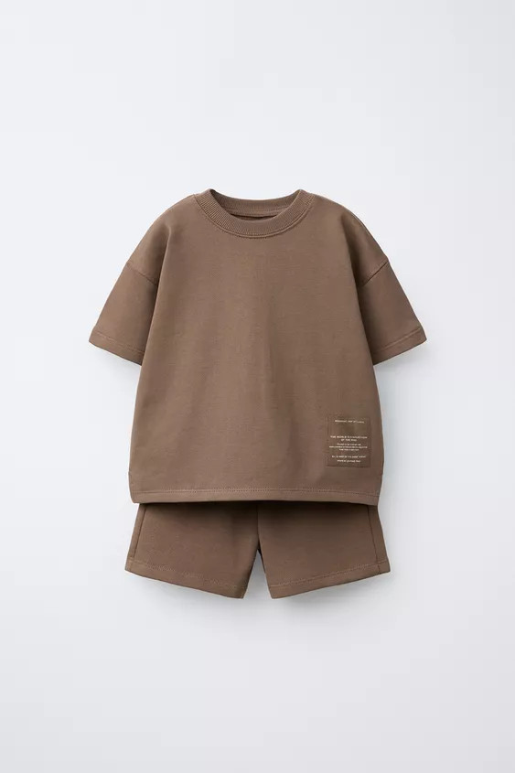 JOGGING T-SHIRT AND BERMUDA SHORTS WITH LABEL | Zara US
