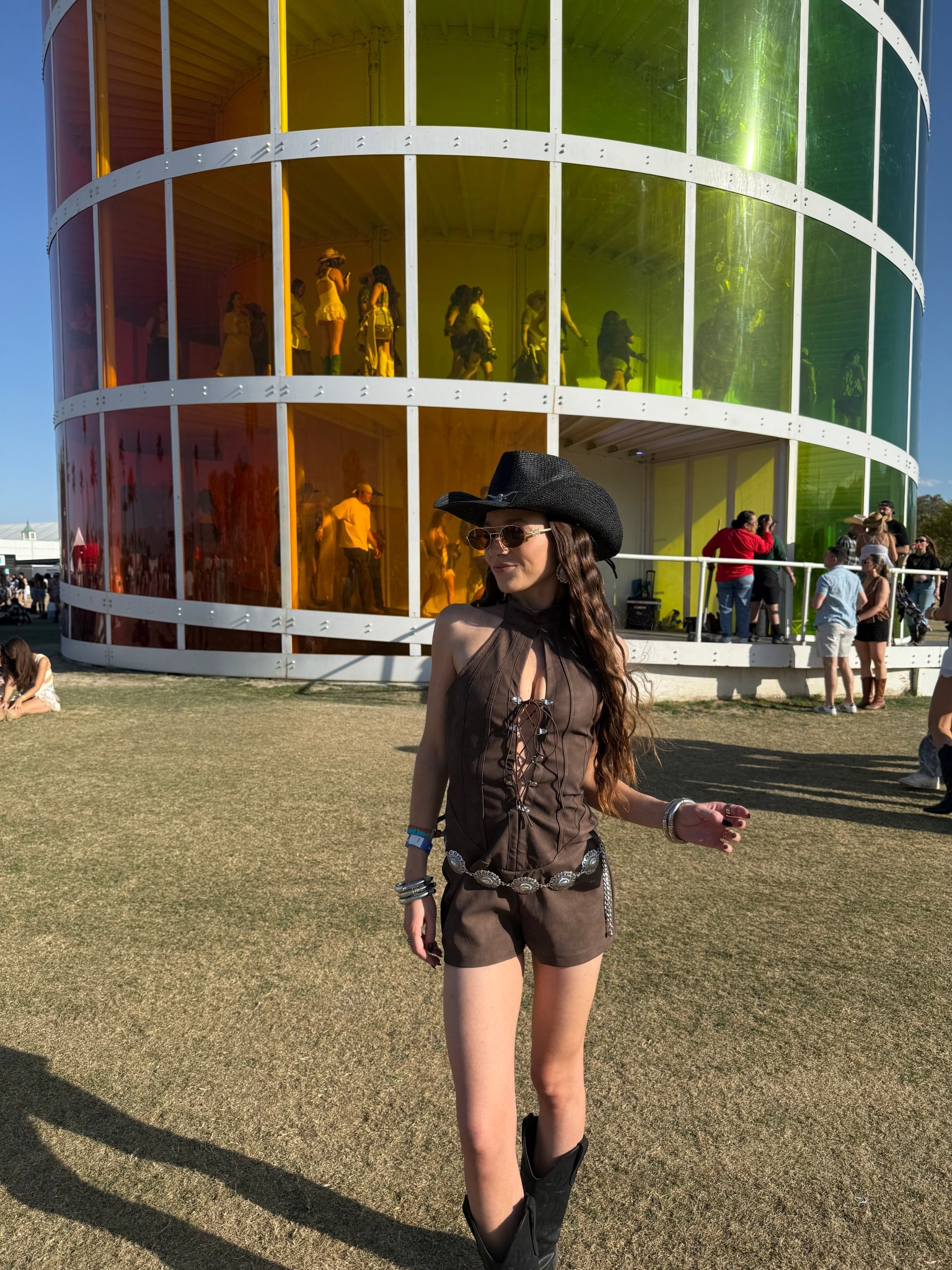 giddy up 🖤🤎🤠 #stagecoach #festivalfashion

#LTKSeasonal #LTKFestival #LTKStyleTip