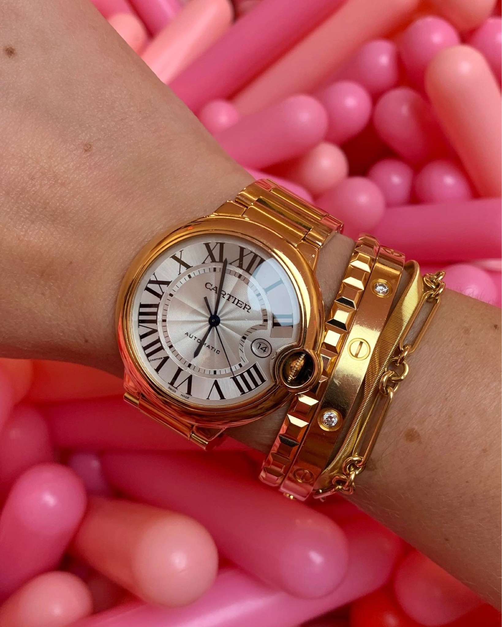 My go to gold watch and bracelet stack. Mix of yellow and rose gold bangles, bracelets and Cartier watch. 

Ballon Bleu 42mm
Love bracelet
Love bangle
Gold jewelry
Summer jewelry
Luxury


#LTKFind 

#LTKstyletip