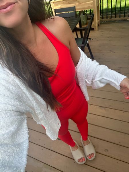 Favorite activewear brand from Amazon! The cutest red set from them! 

Summer outfit 
Activewear 
Red top 
Red tank top 
Red leggings 
4th of July 

#LTKStyleTip #LTKFindsUnder50 #LTKActive