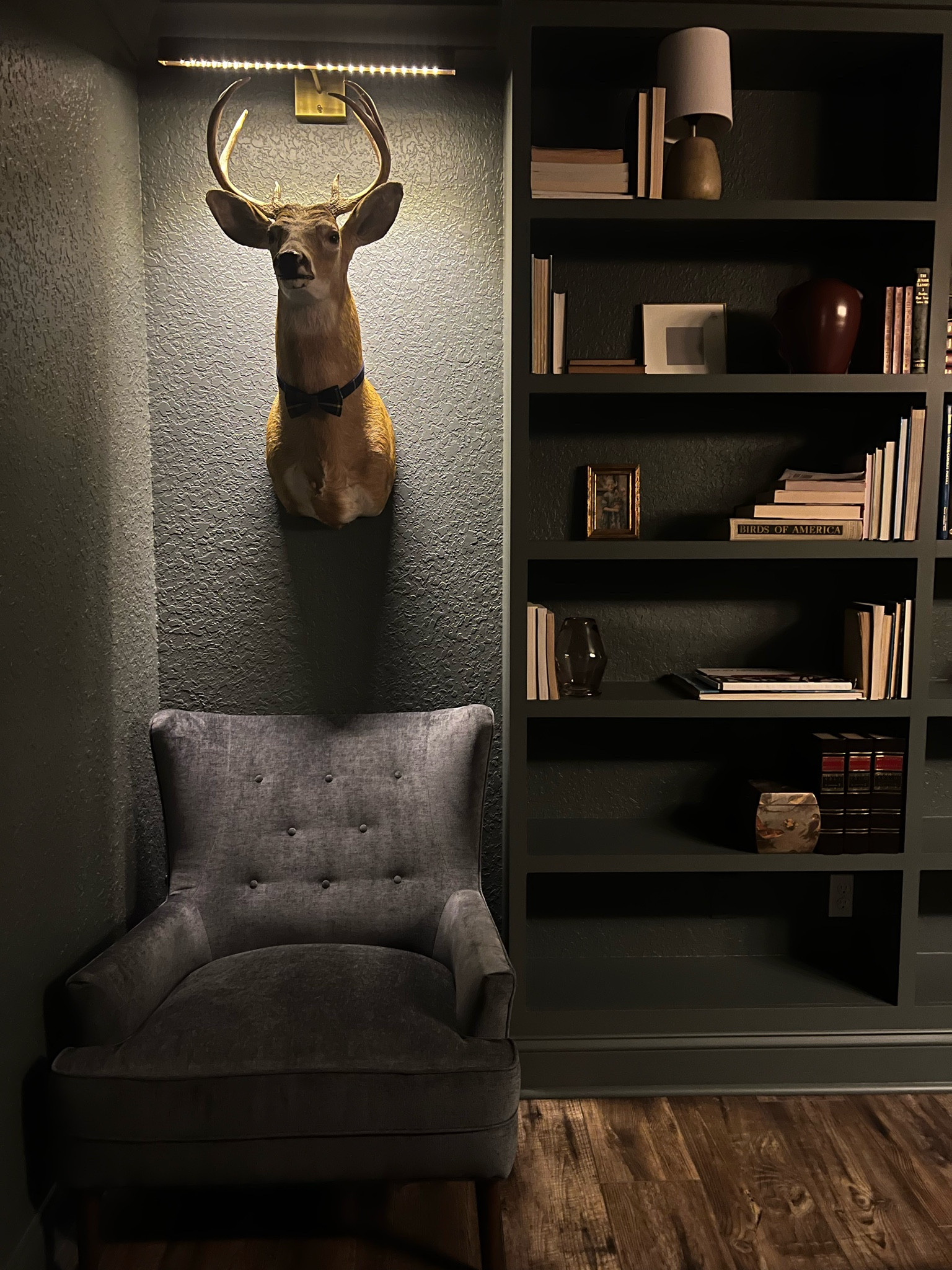 The ranch colonial game room / library / man cave went through a transformation and every modern vase, traditional decor, traditional furniture and sconces are linked below ⬇️

#LTKhome #LTKmens #LTKunder100