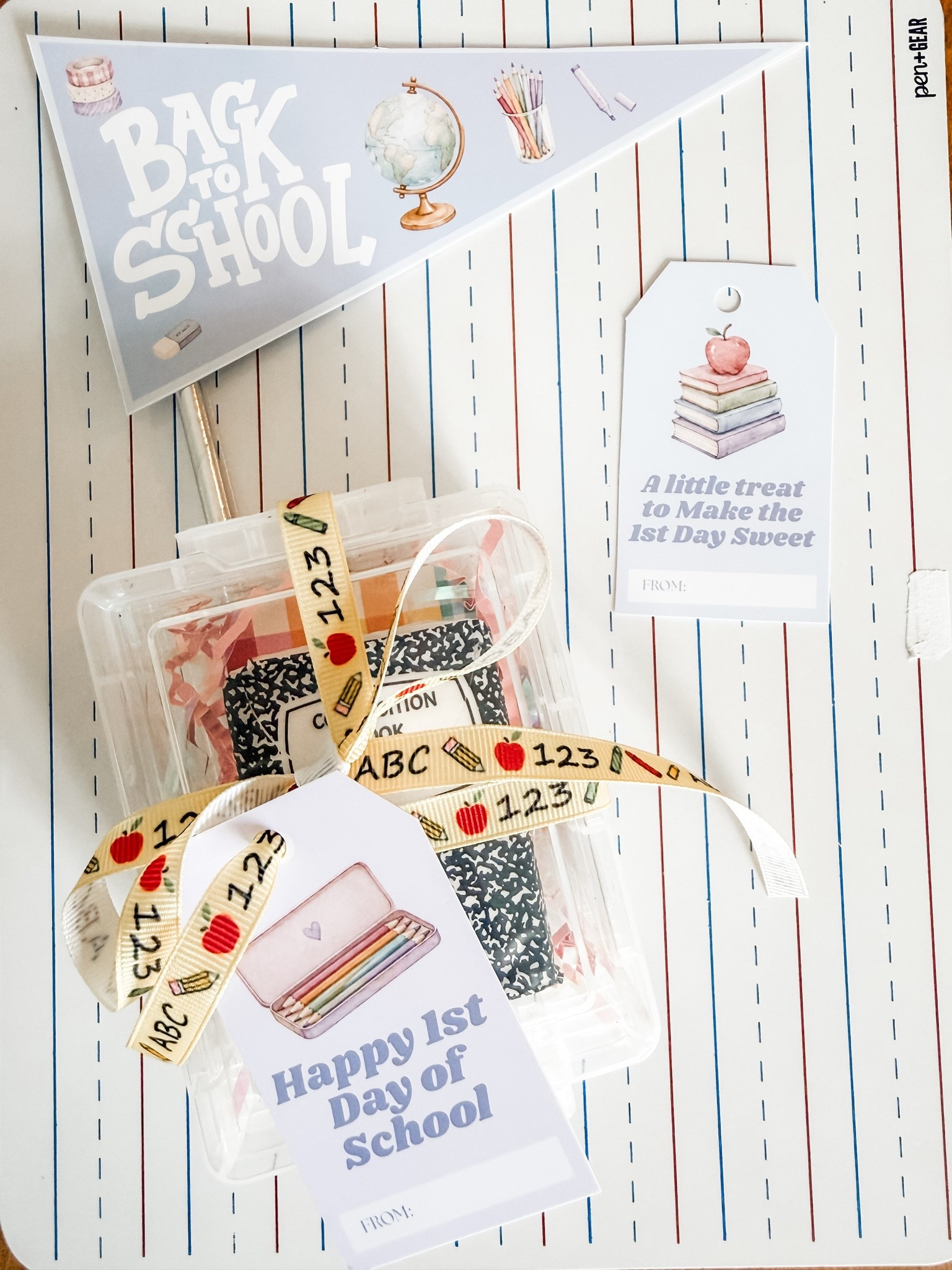 Easy teach gift idea!
Printable tags and pennants from @shopwhimsydot