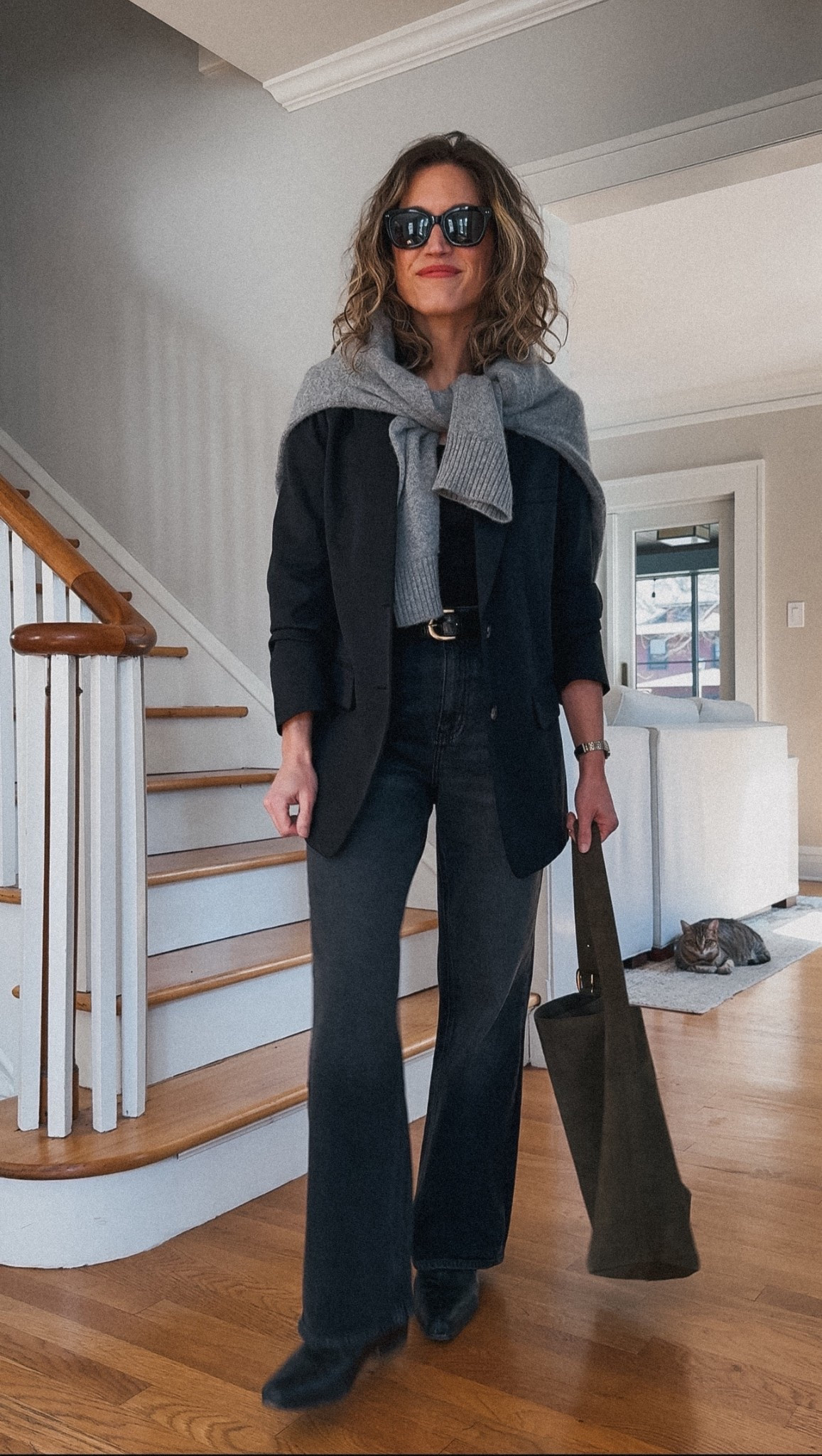 Look of the Day // 3.2

Everlane tank, XS, TTS for a slim fit. Everlane blazer, 0, TTS for a relaxed fit. Quince denim, 25, TTS. Bared Footwear boots, TTS. Quince gray sweater, XS, TTS for an oversized fit. Quince sunglasses. Similar necklace linked. Madewell bag, similar sold out, similar linked  

#LTKPetite #LTKOver40 #LTKootd
