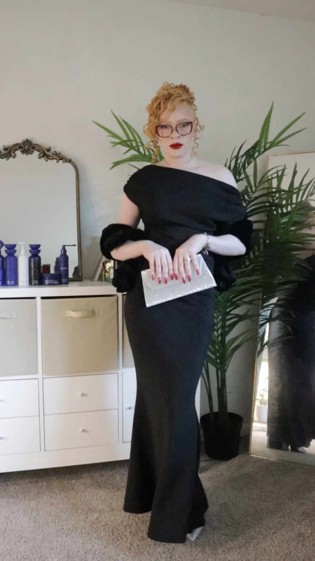 GRWM outfit edition for an Award Show themed Friendsgiving! Love this classy elegant black dress pair with my silver heels and clutch!😍

#LTKStyleTip #LTKootd #LTKgrwm