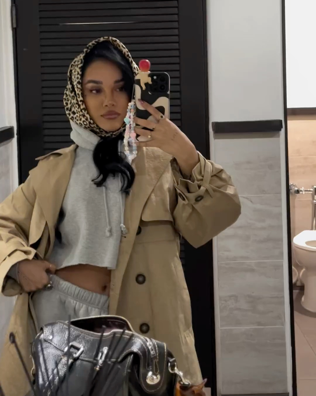 My travel day look from my recent trip with NYX!🖤✈️

#LTKTravel #LTKFindsUnder100 #LTKStyleTip