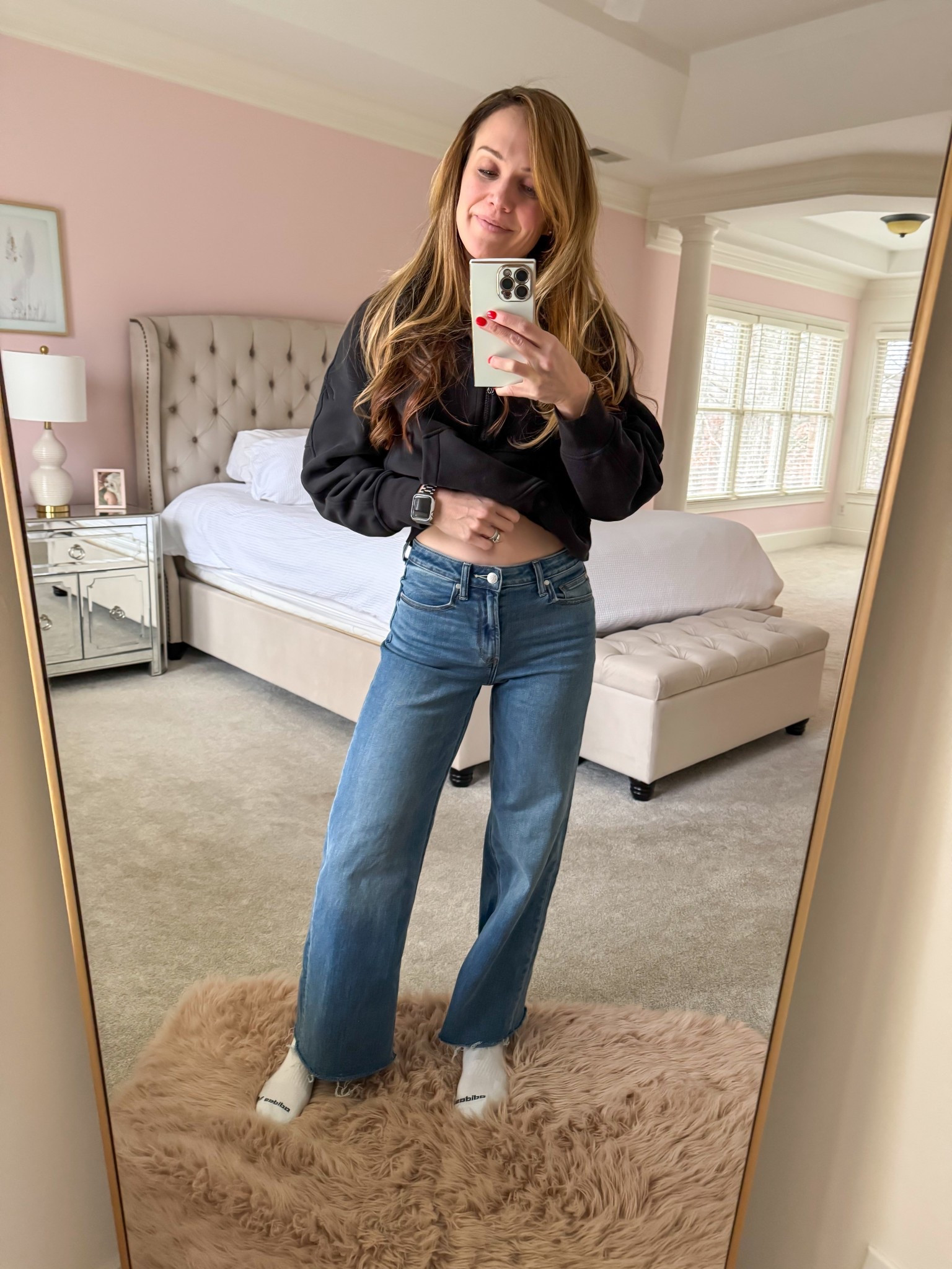 These high-waisted stretch jeans are so comfy and look designer! But they are only $50. I’m in a 27 waist and 30 inseam!

#LTKdayinmylife #LTKOver40 #LTKmomlife