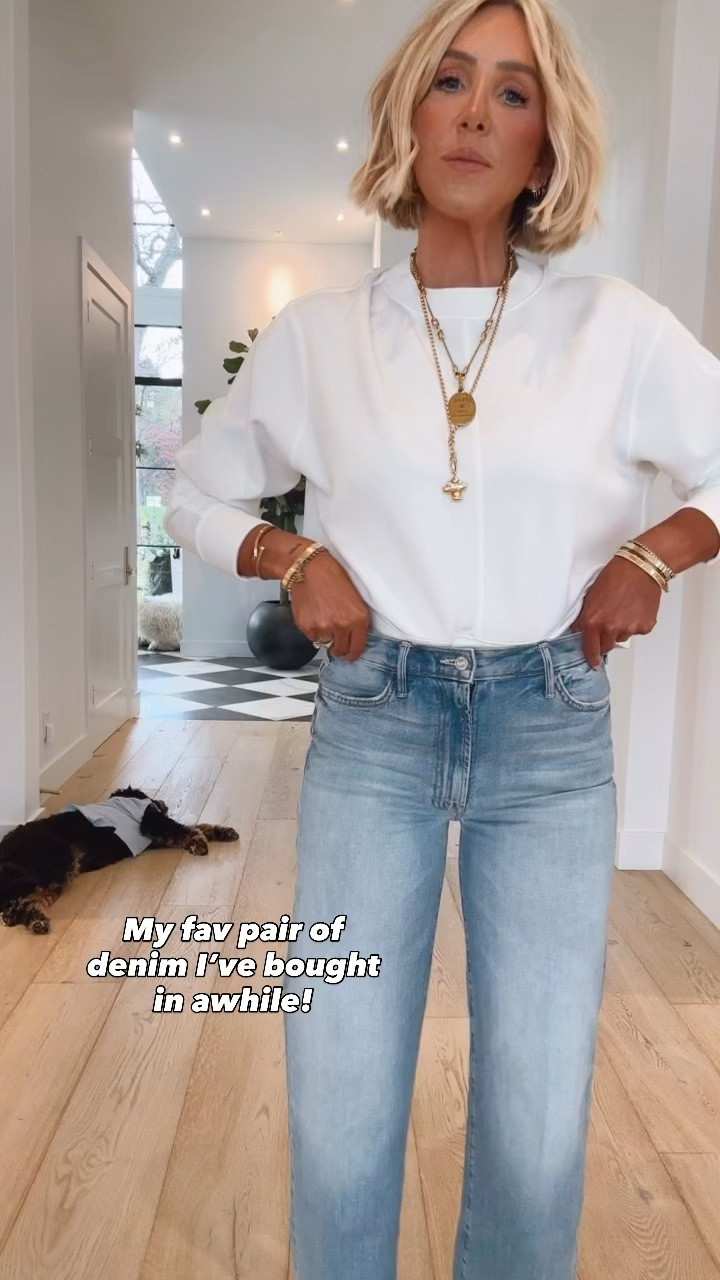 Perfect high rise wide leg denim 🤌 I’m in a 27 for reference 