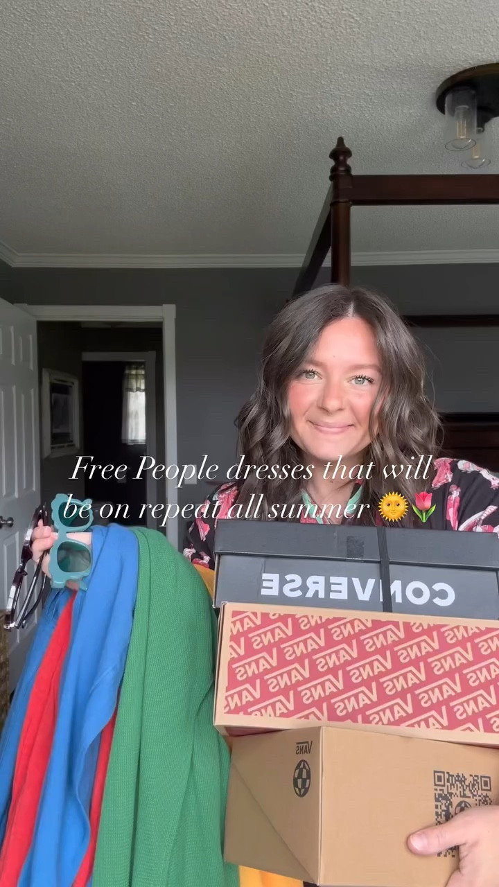 These dresses will live in my closet rent free
 @freepeople 

#myfpfit #vacationoutfits #summerdresses #freepeople