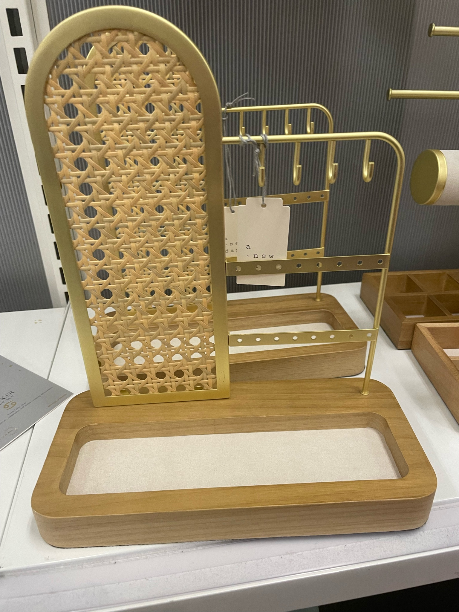 Rattan jewelry organizer




Rattan, rattan jewelry organizer, target finds, jewelry, statement earrings, necklace, target style

#LTKFindsUnder50 #LTKGiftGuide