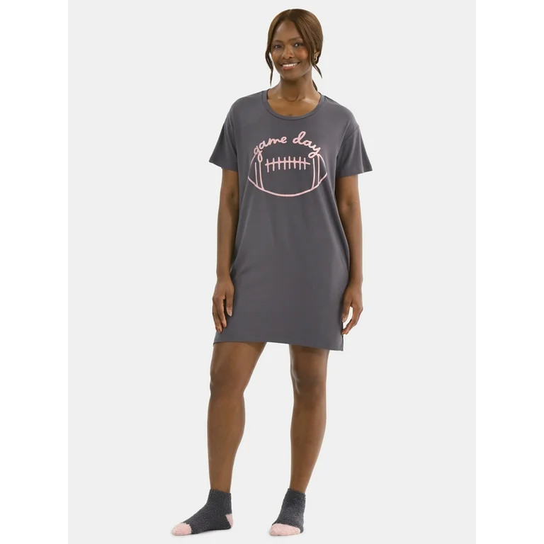 Halloween Women's Printed Sleepshirt Top and Socks Set from Way to Celebrate, 2-Piece, Sizes XS-3... | Walmart (US)