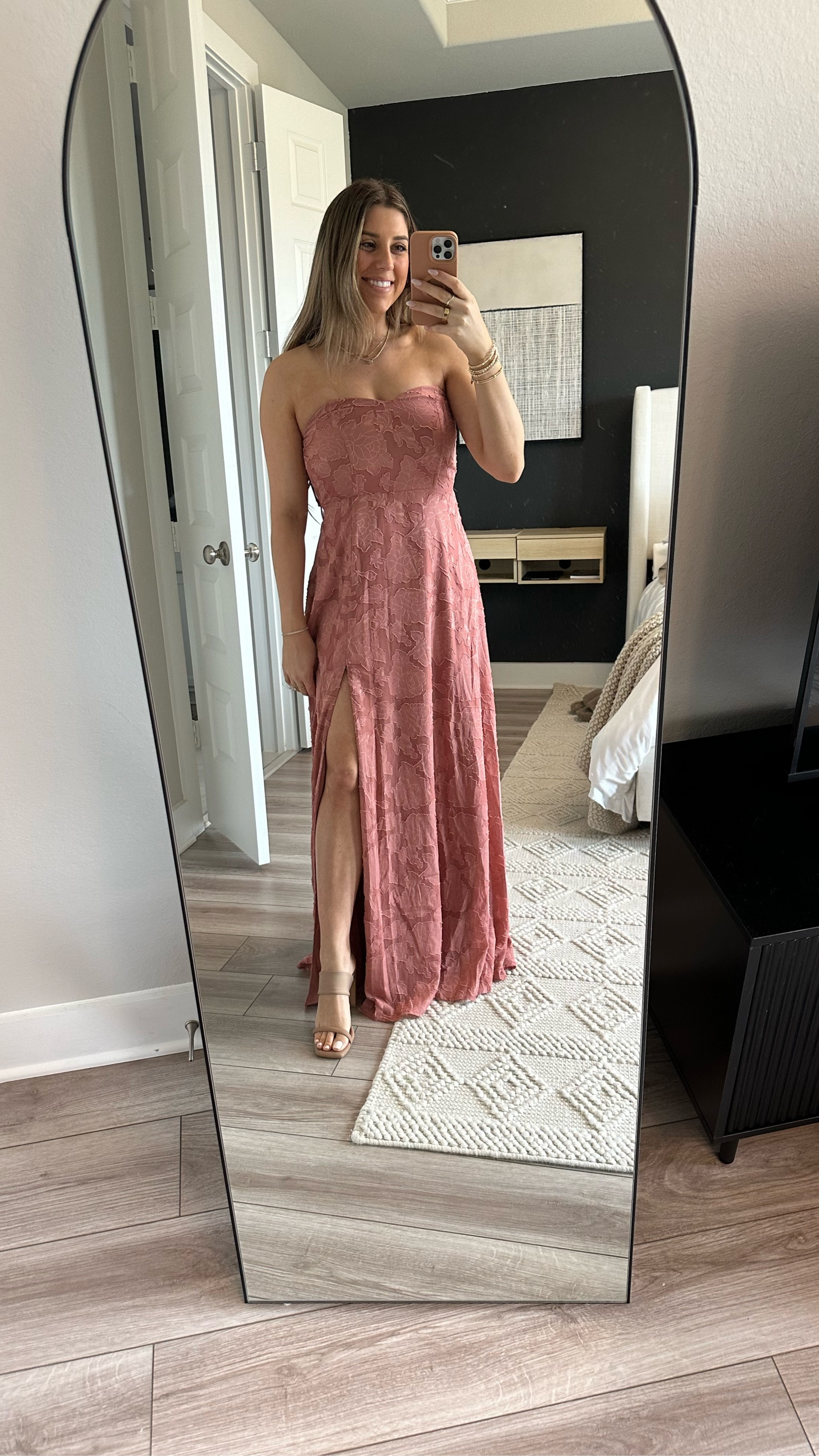 Such pretty detailing on this! Could wear as a bridesmaid or wedding guest!

#LTKstyletip